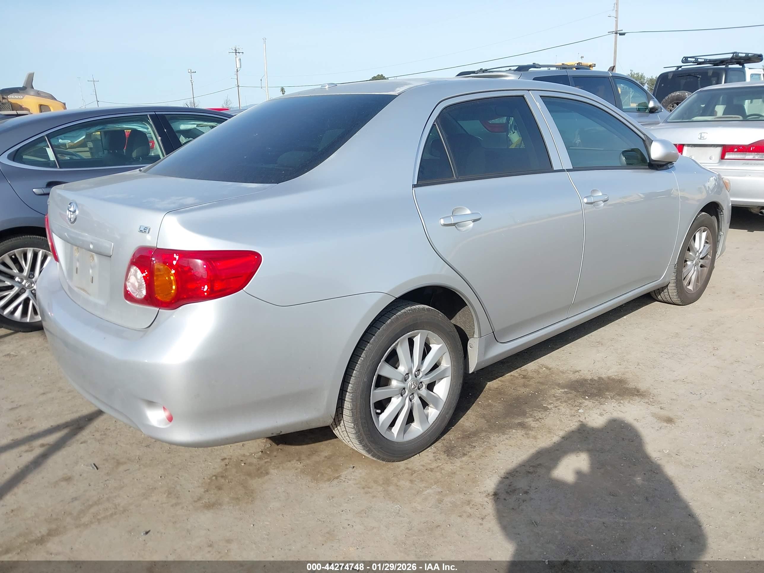 TOYOTA COROLLA image 4