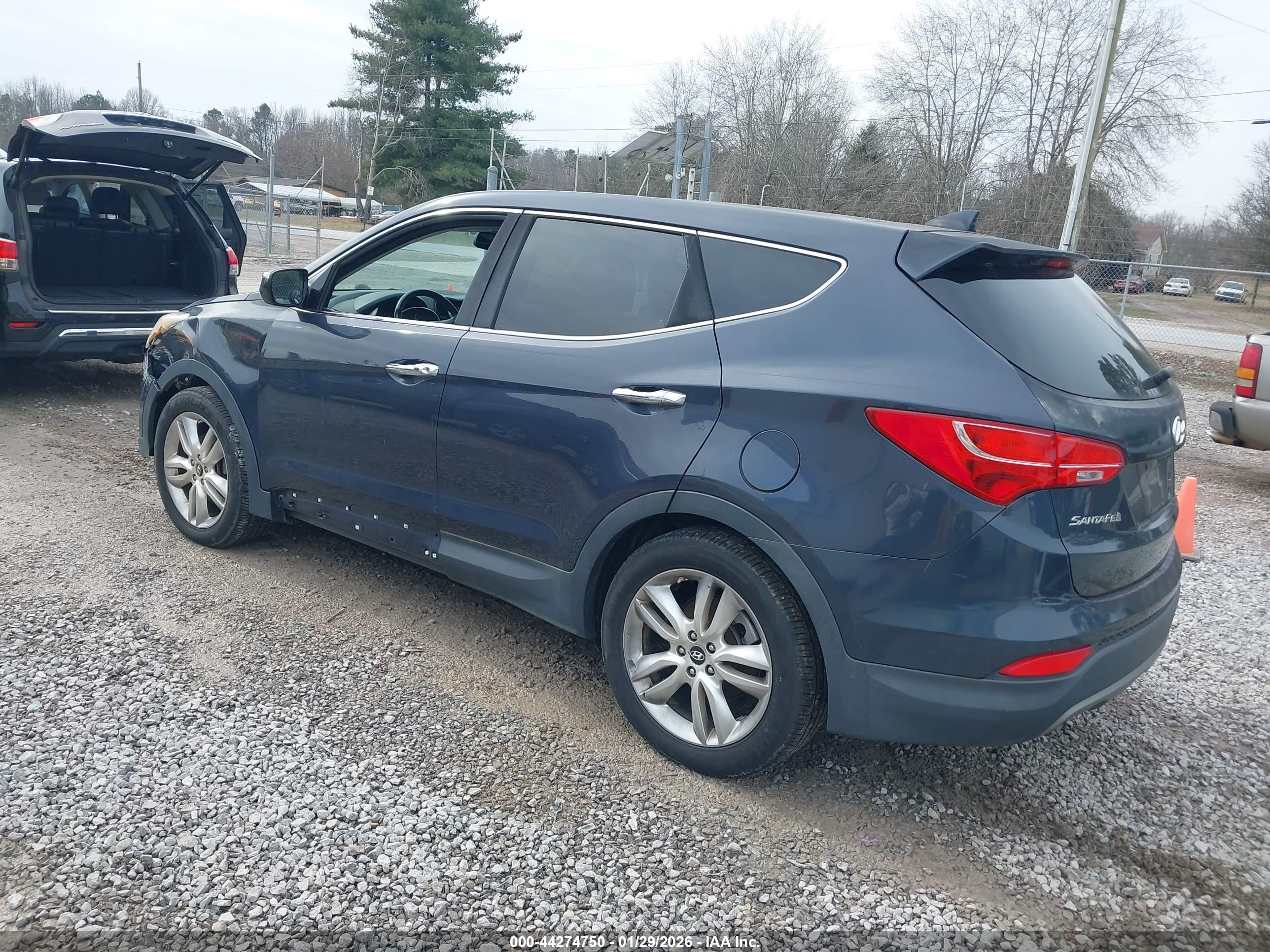 HYUNDAI SANTA image 3