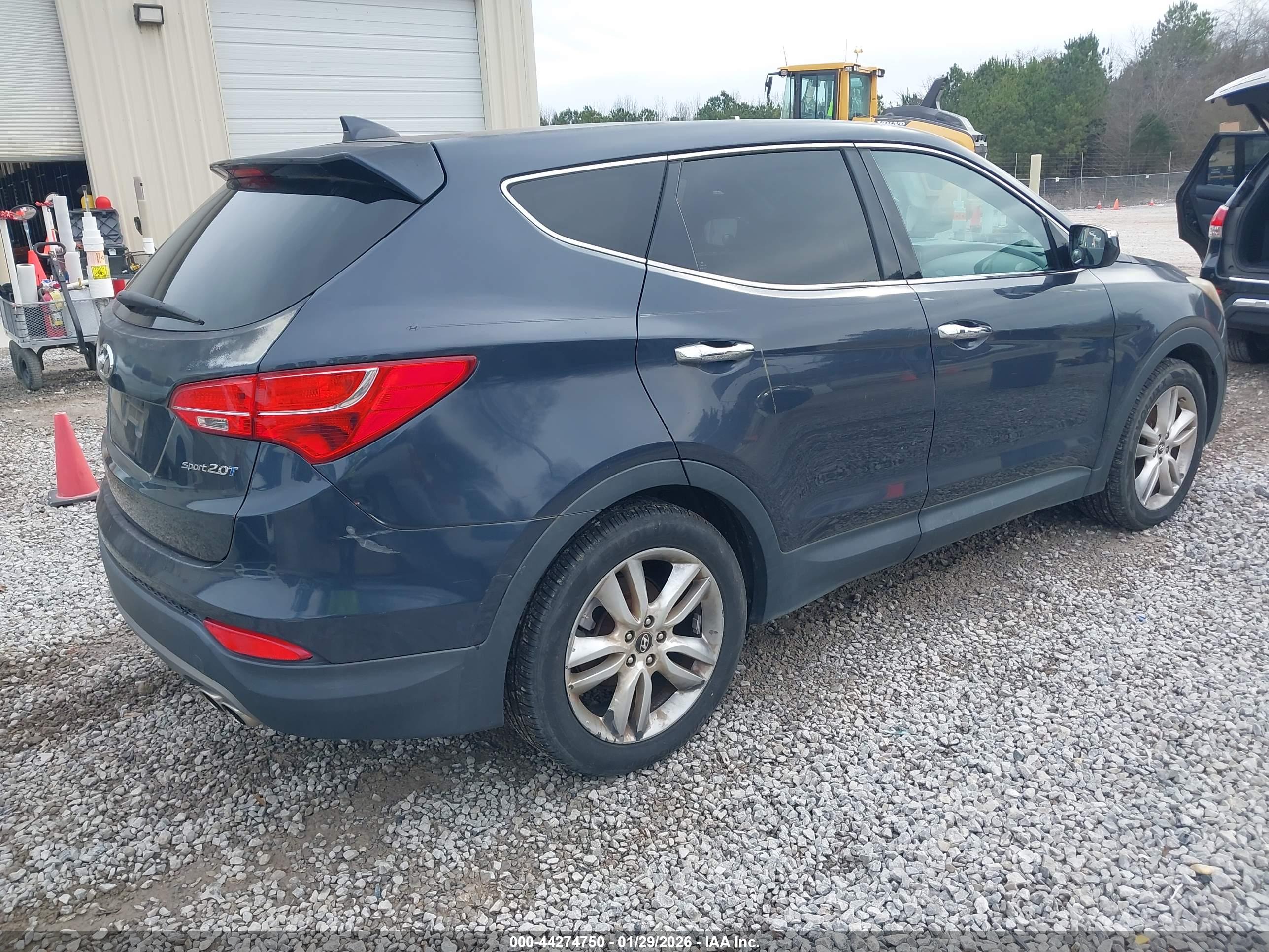 HYUNDAI SANTA image 4