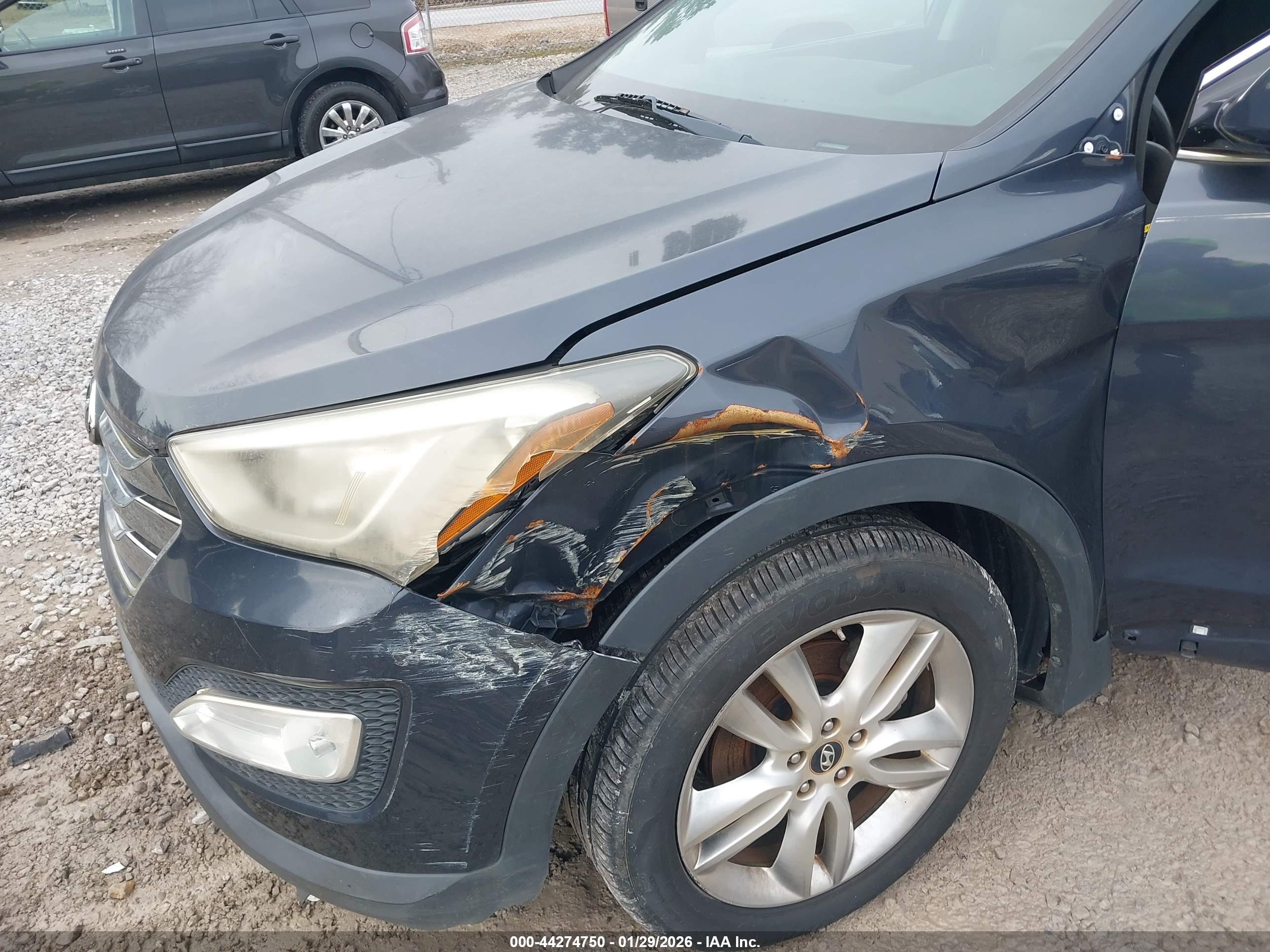 HYUNDAI SANTA image 6