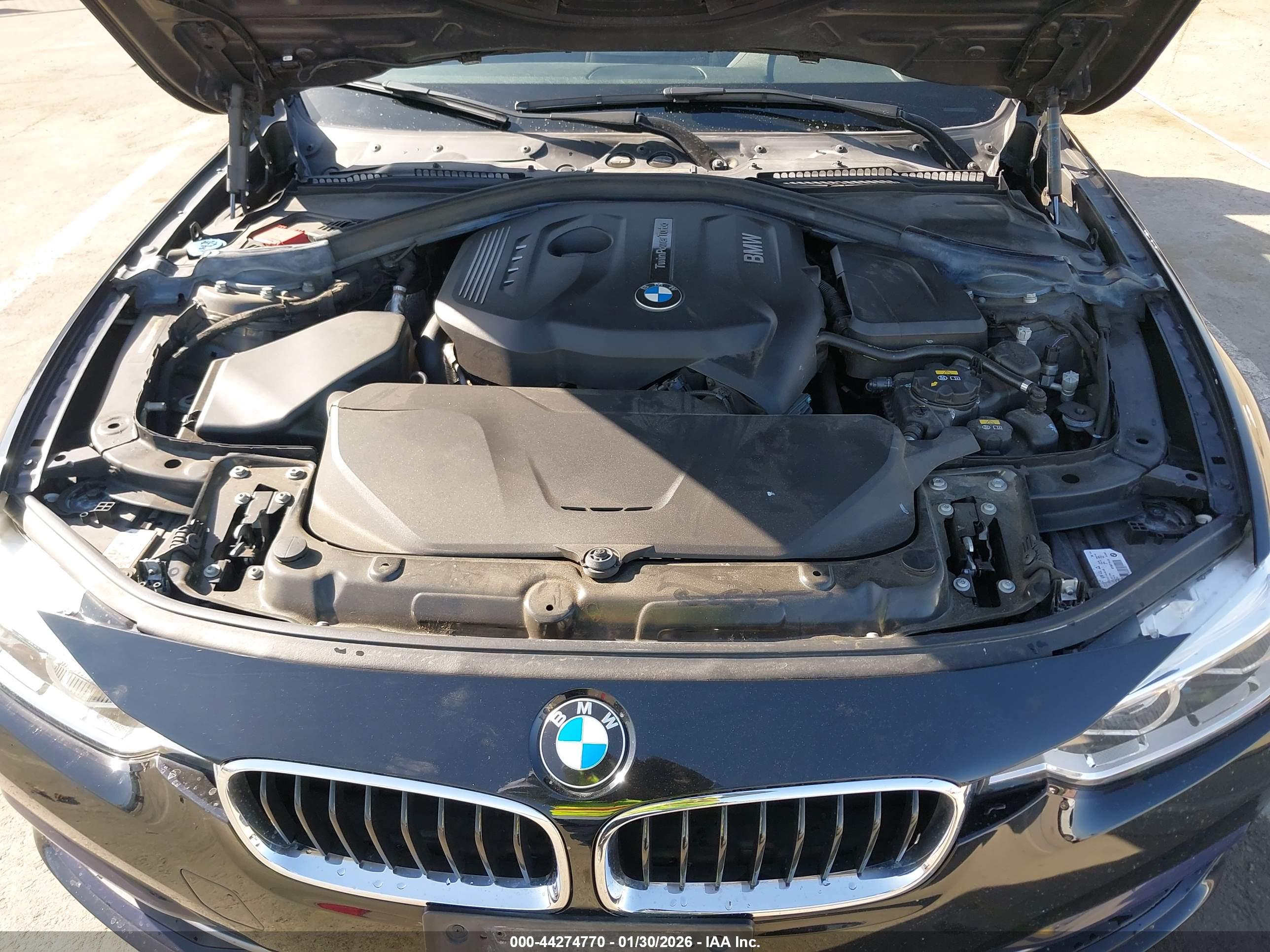 BMW 330I image 10