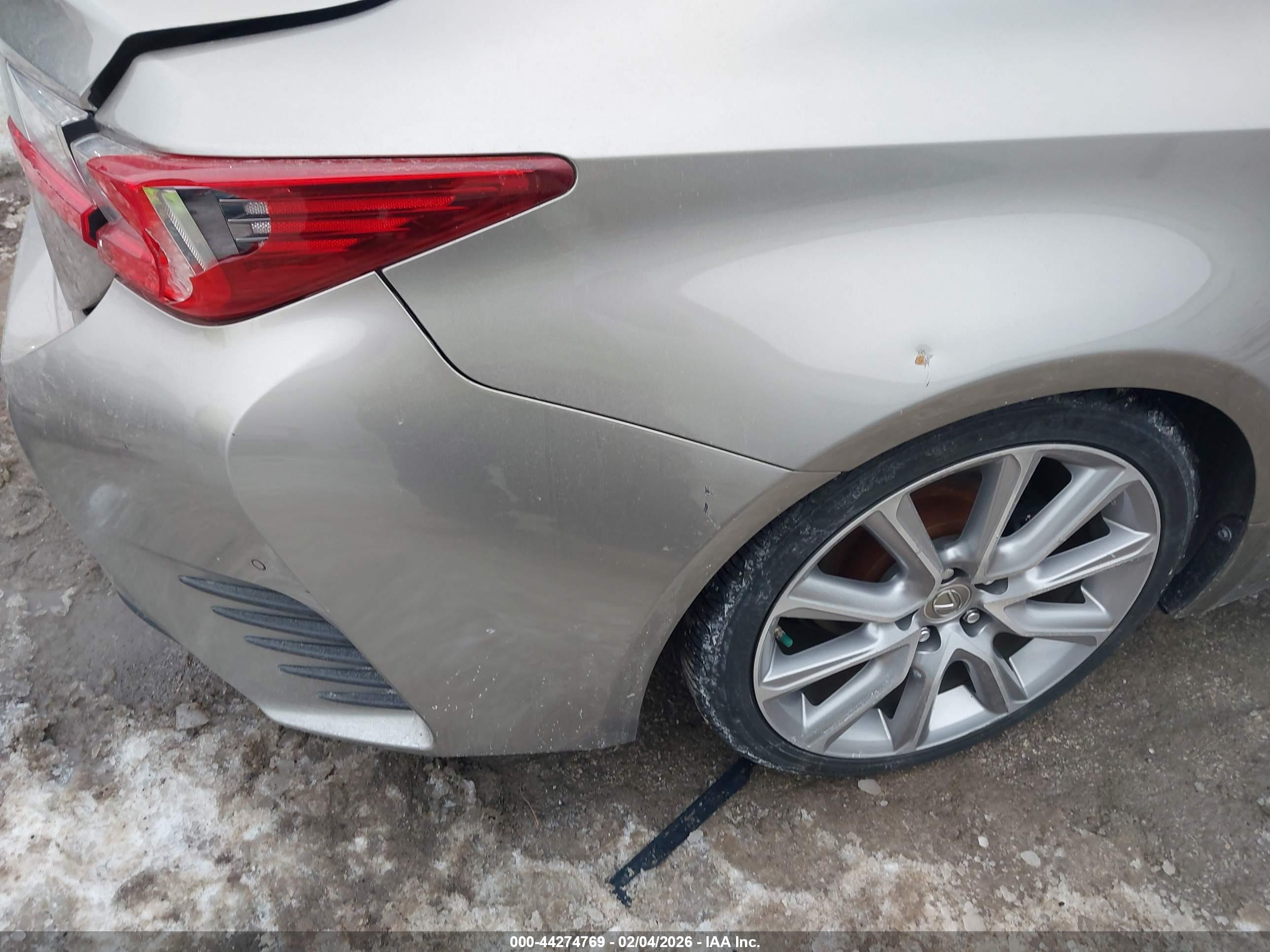 LEXUS RC image 6