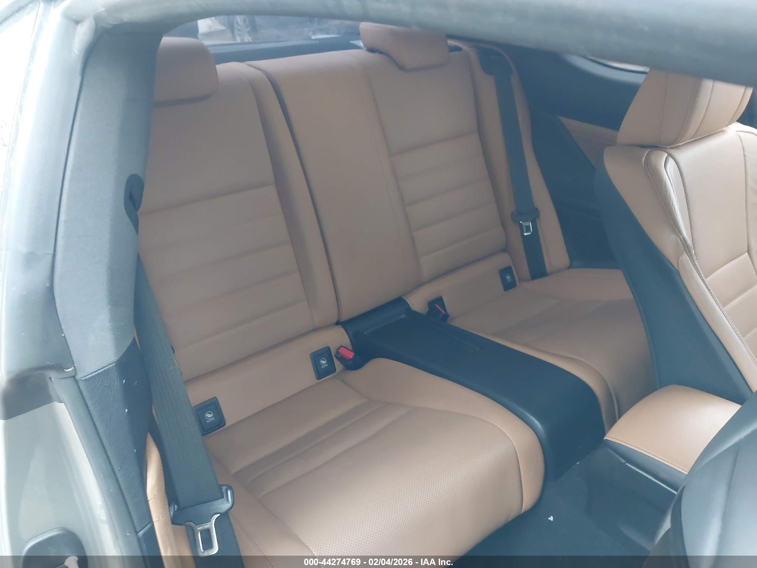 LEXUS RC image 8