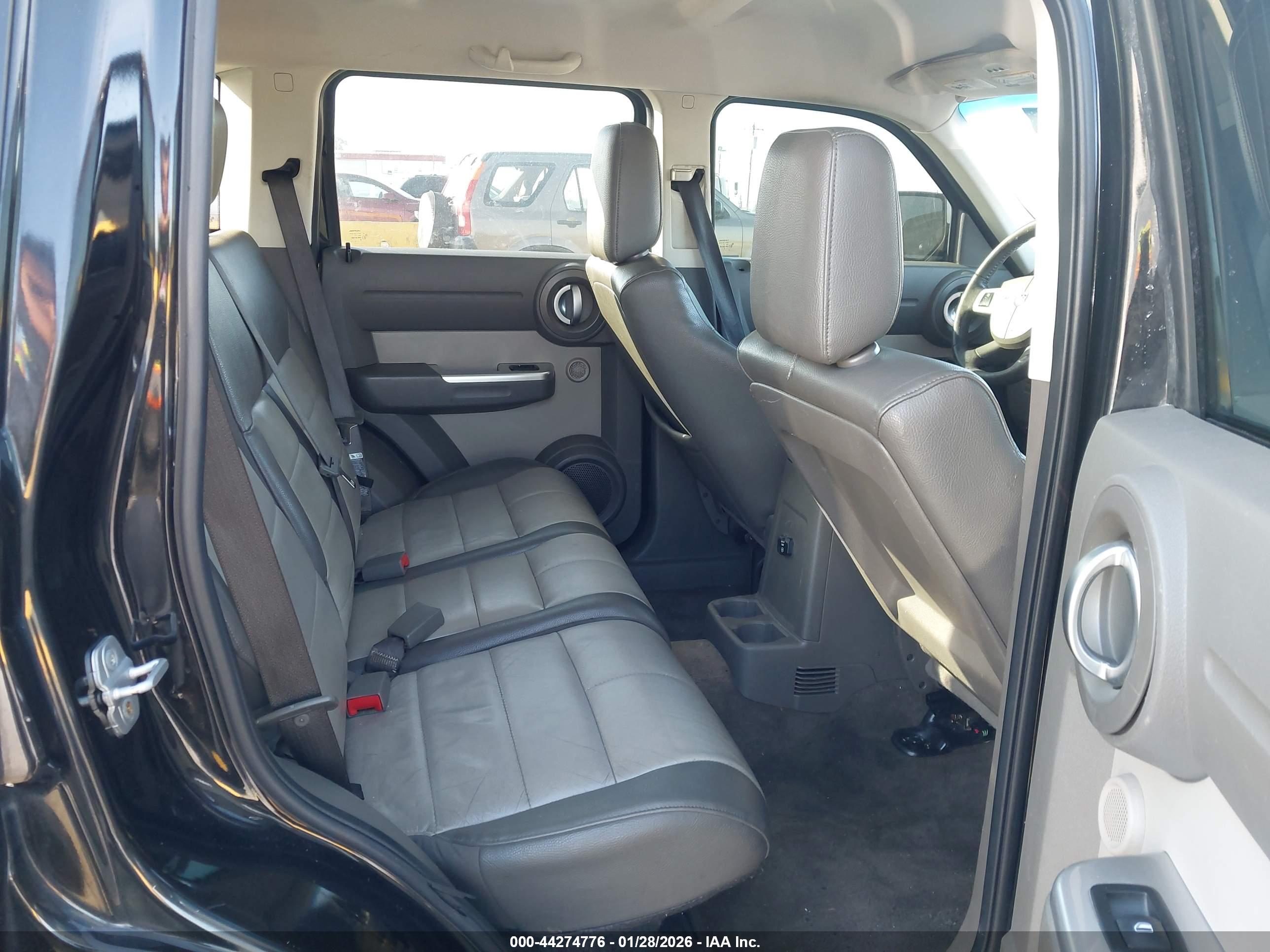 DODGE NITRO image 8