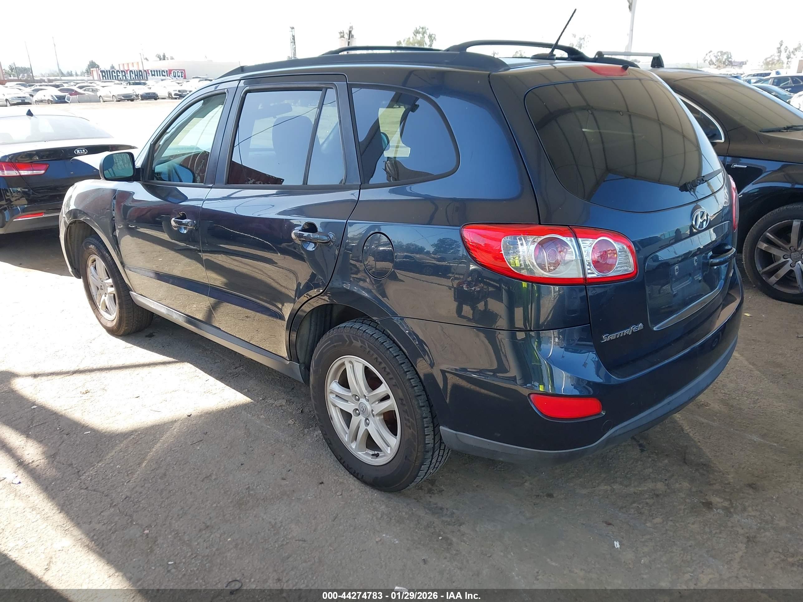 HYUNDAI SANTA image 3