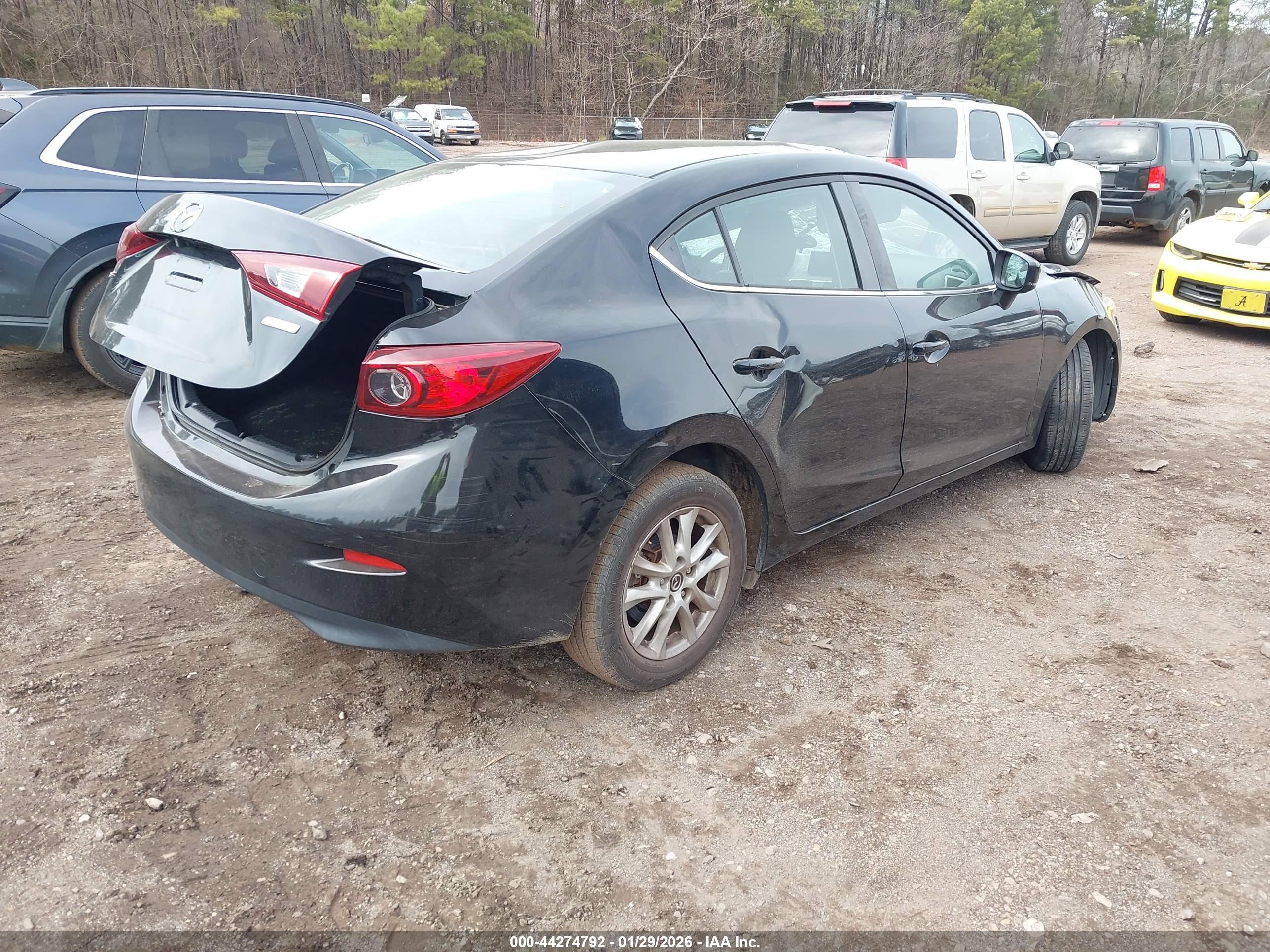 MAZDA MAZDA3 image 4