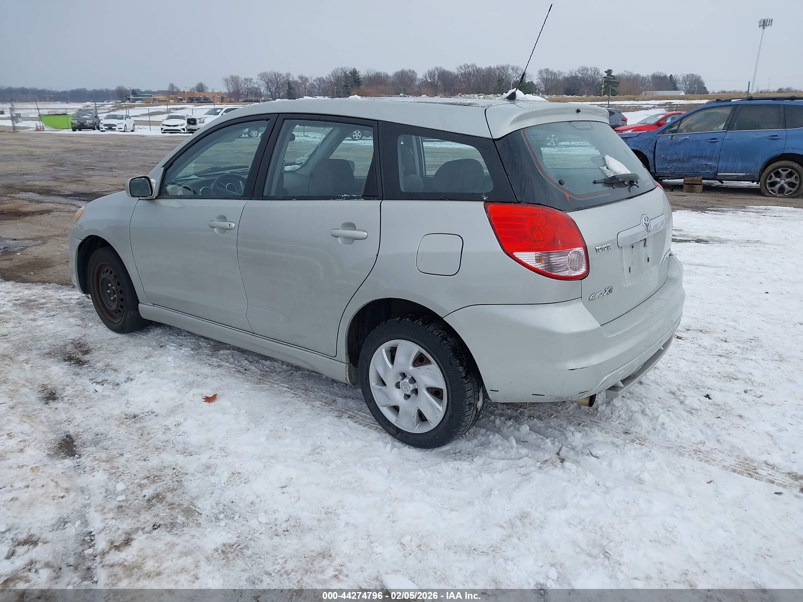 TOYOTA MATRIX image 3