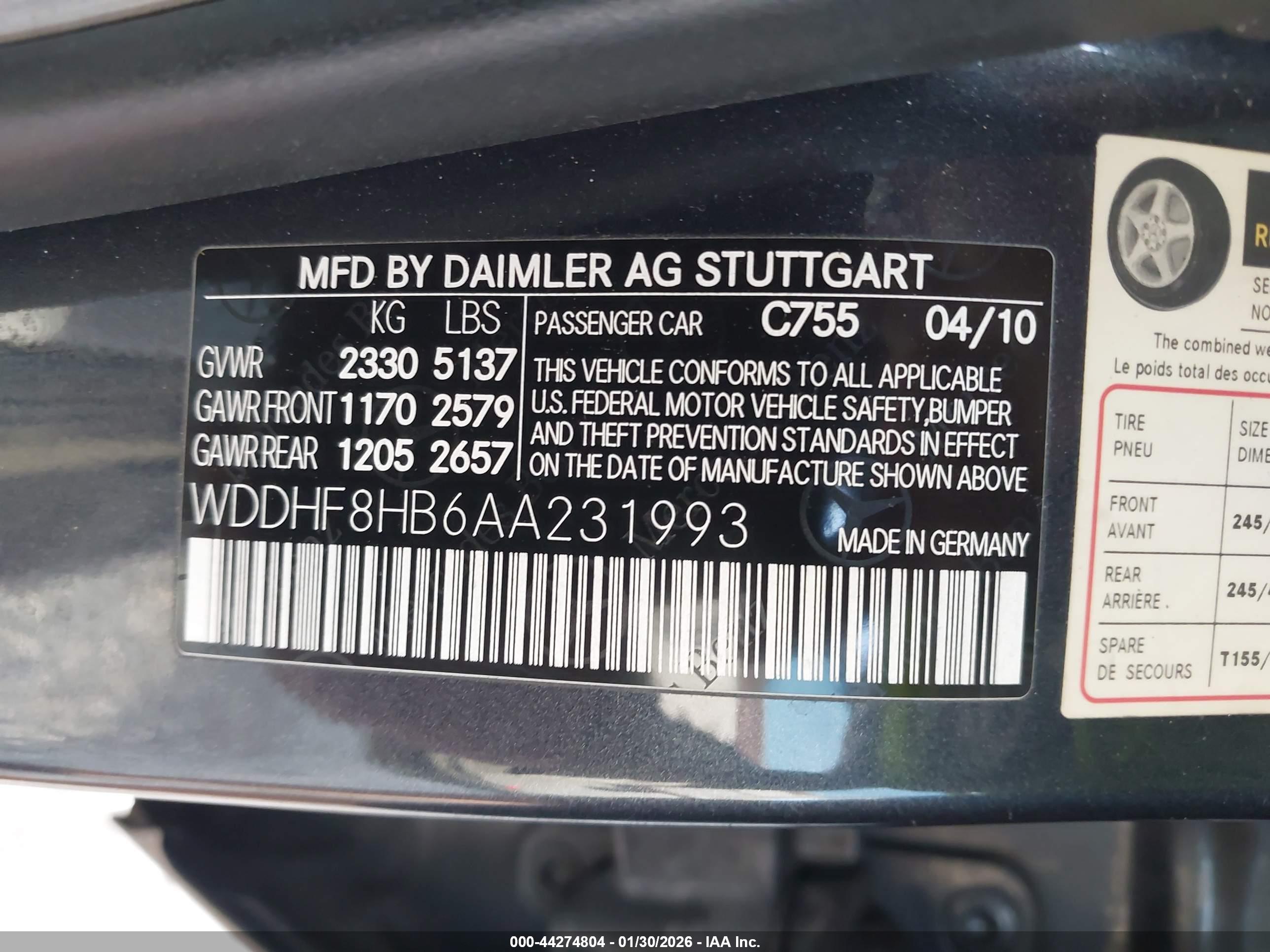 MERCEDES-BENZ E image 9