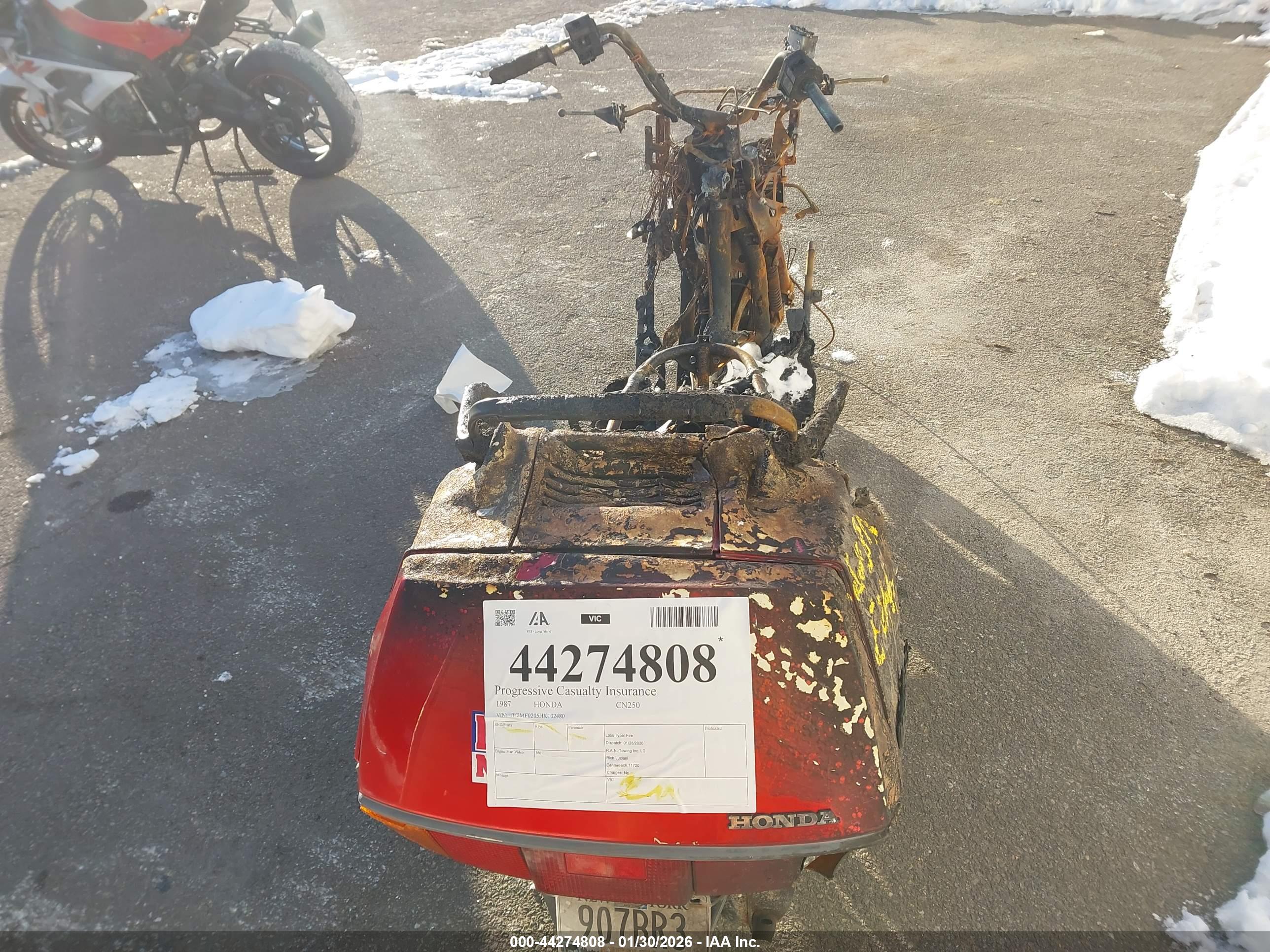 HONDA CN250 image 6
