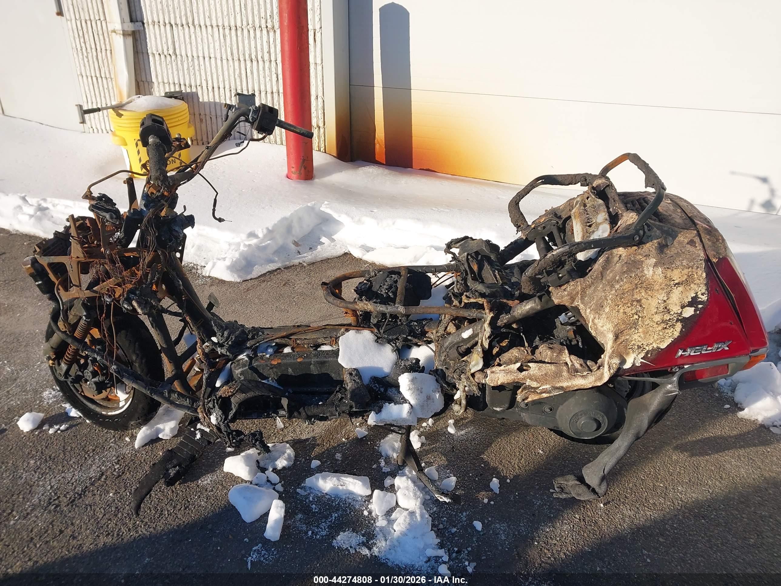 HONDA CN250 image 9