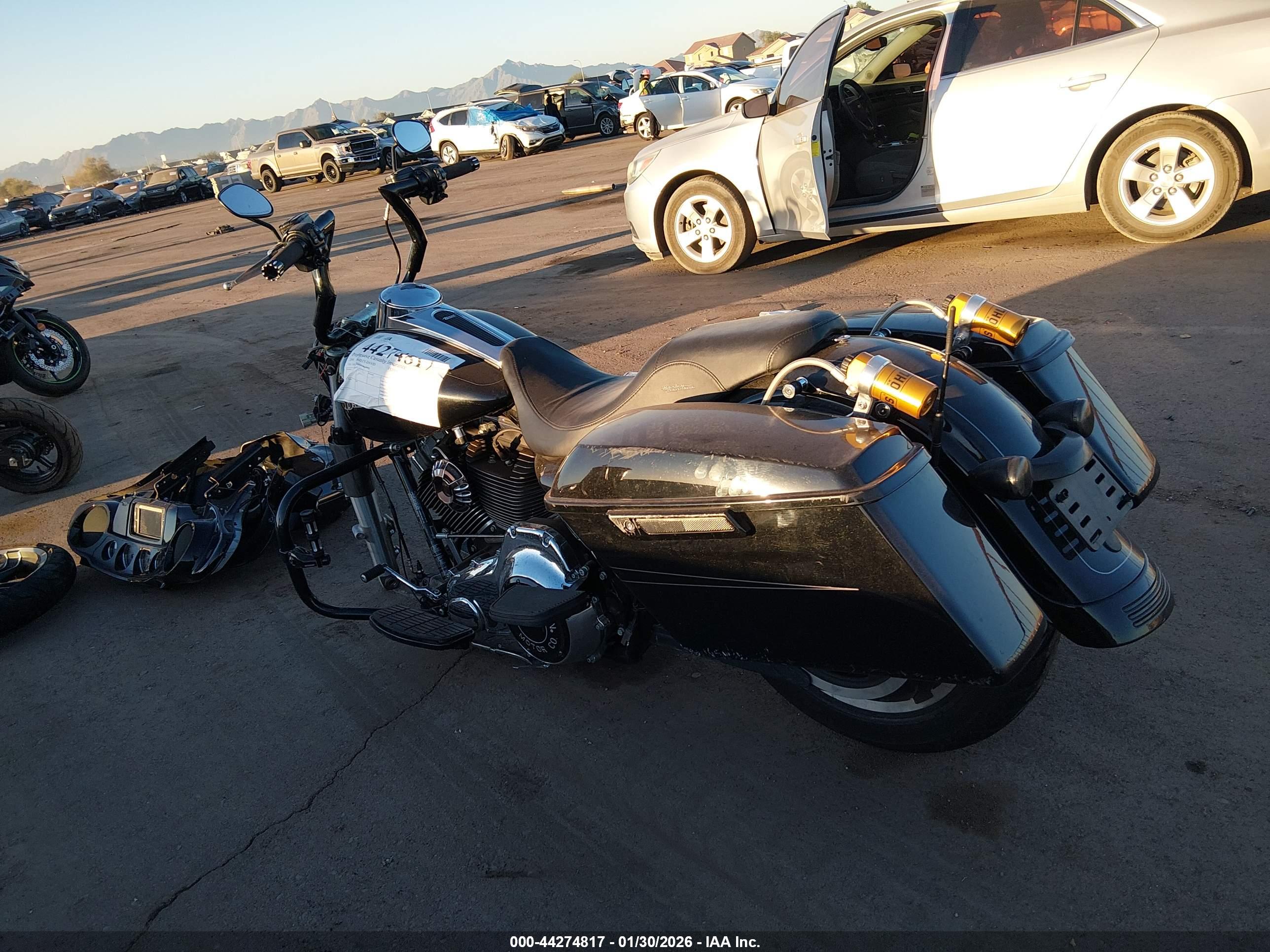 HARLEY-DAVIDSON FLHXS image 3
