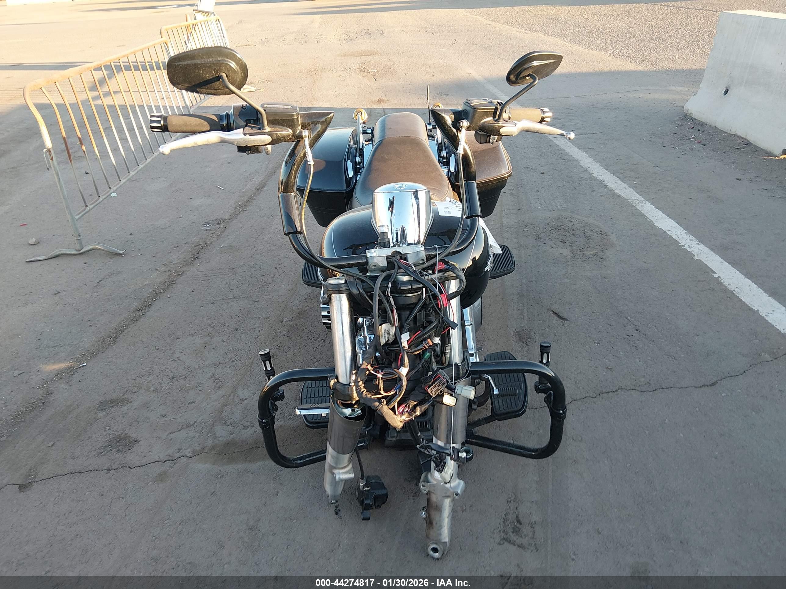 HARLEY-DAVIDSON FLHXS image 5
