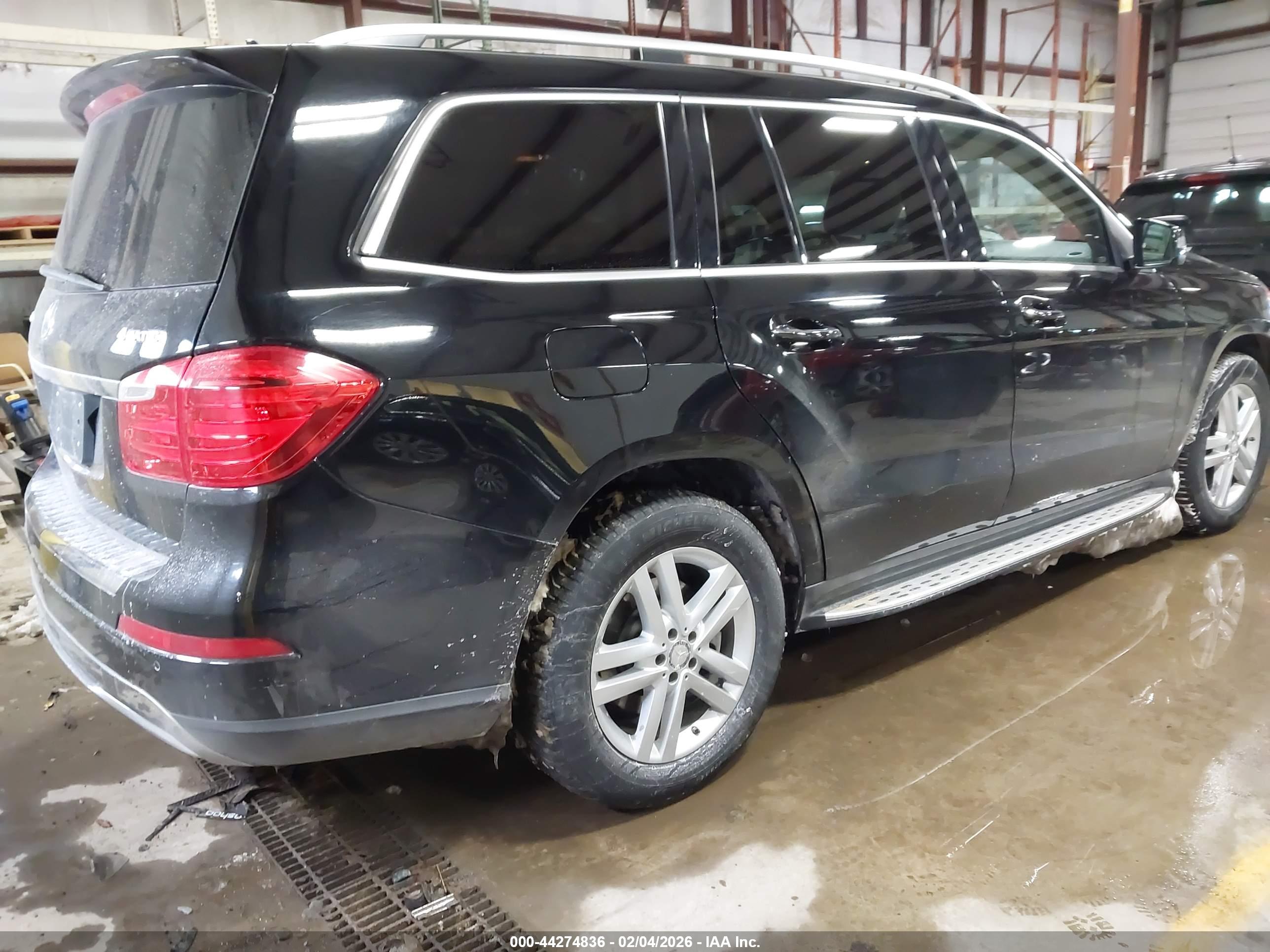 MERCEDES-BENZ GL image 4