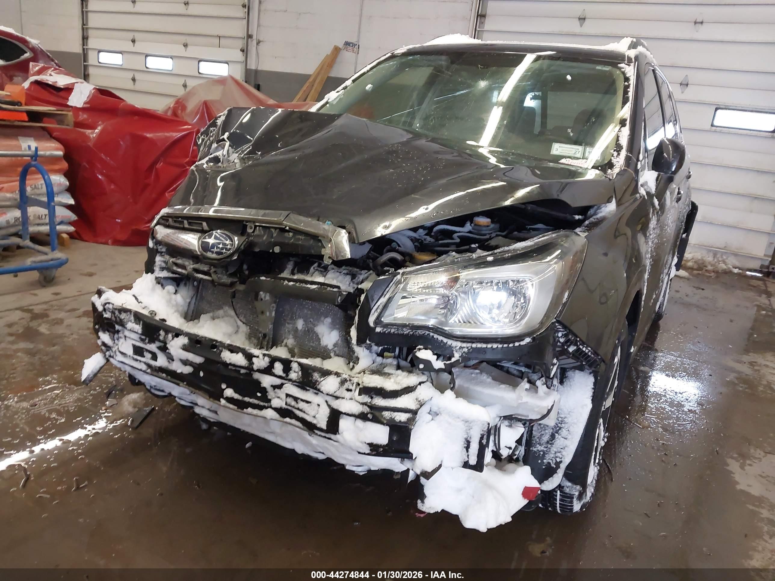 SUBARU FORESTER image 6