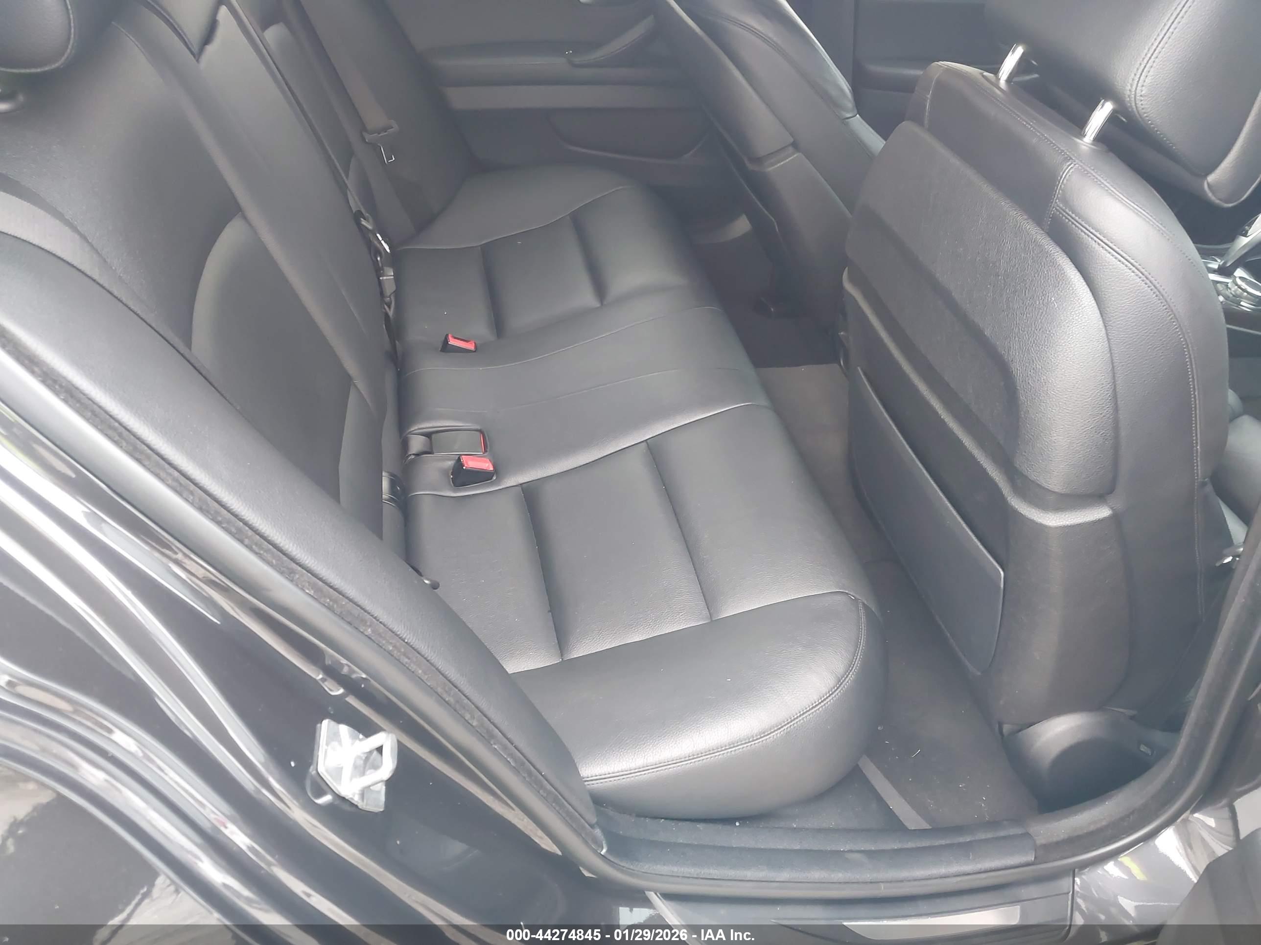 BMW 535I image 8