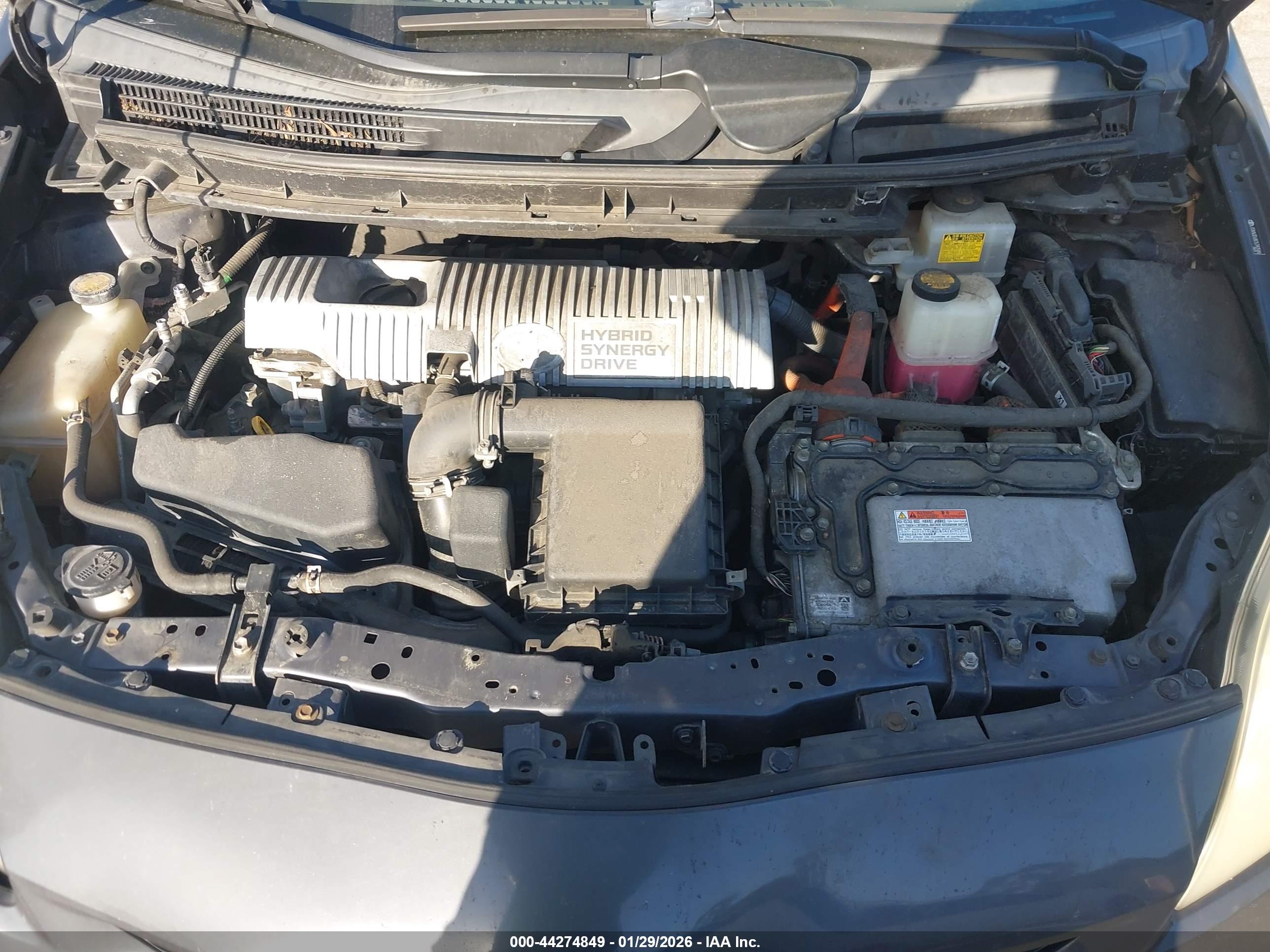 TOYOTA PRIUS image 10