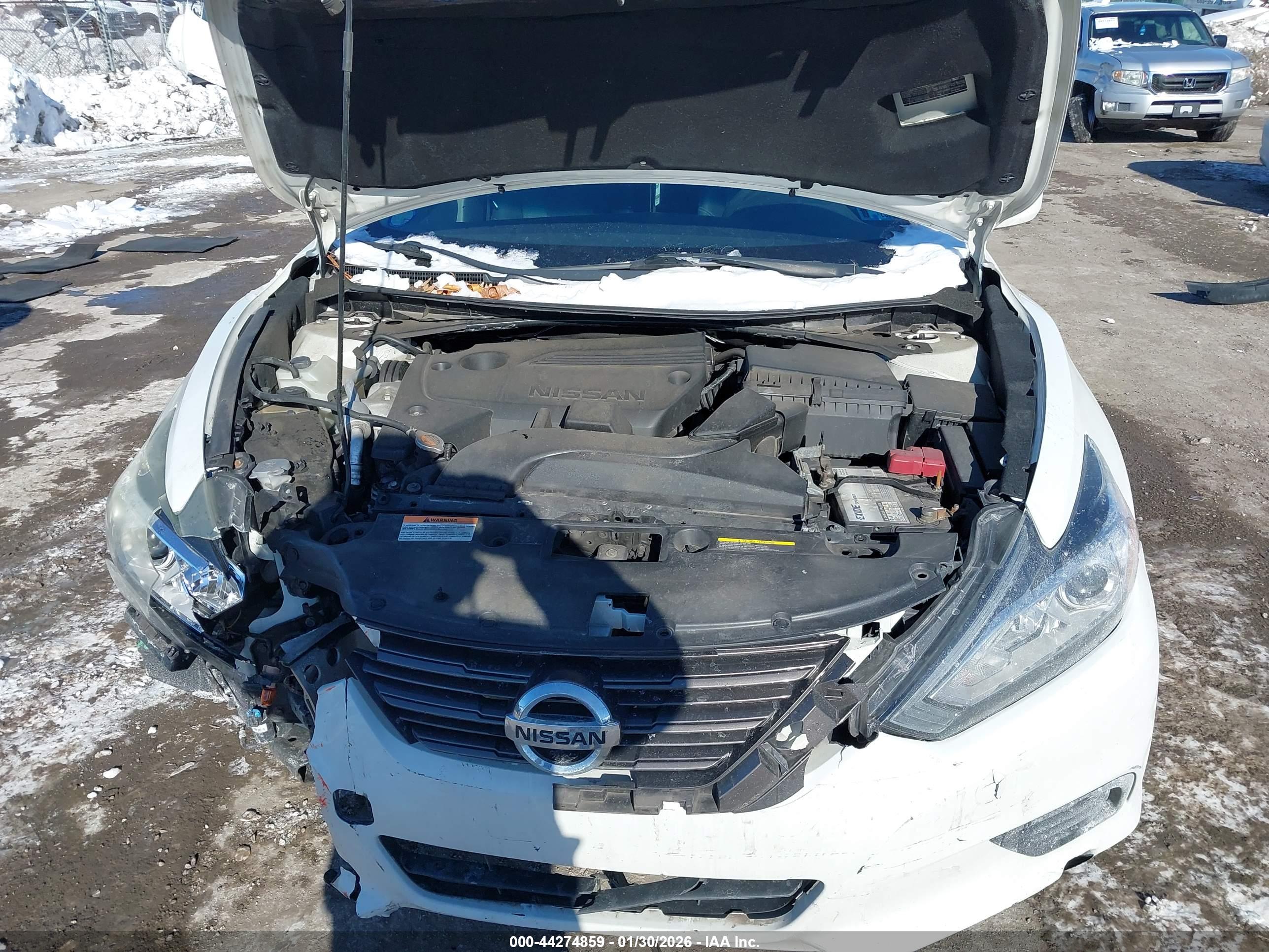 NISSAN ALTIMA image 10