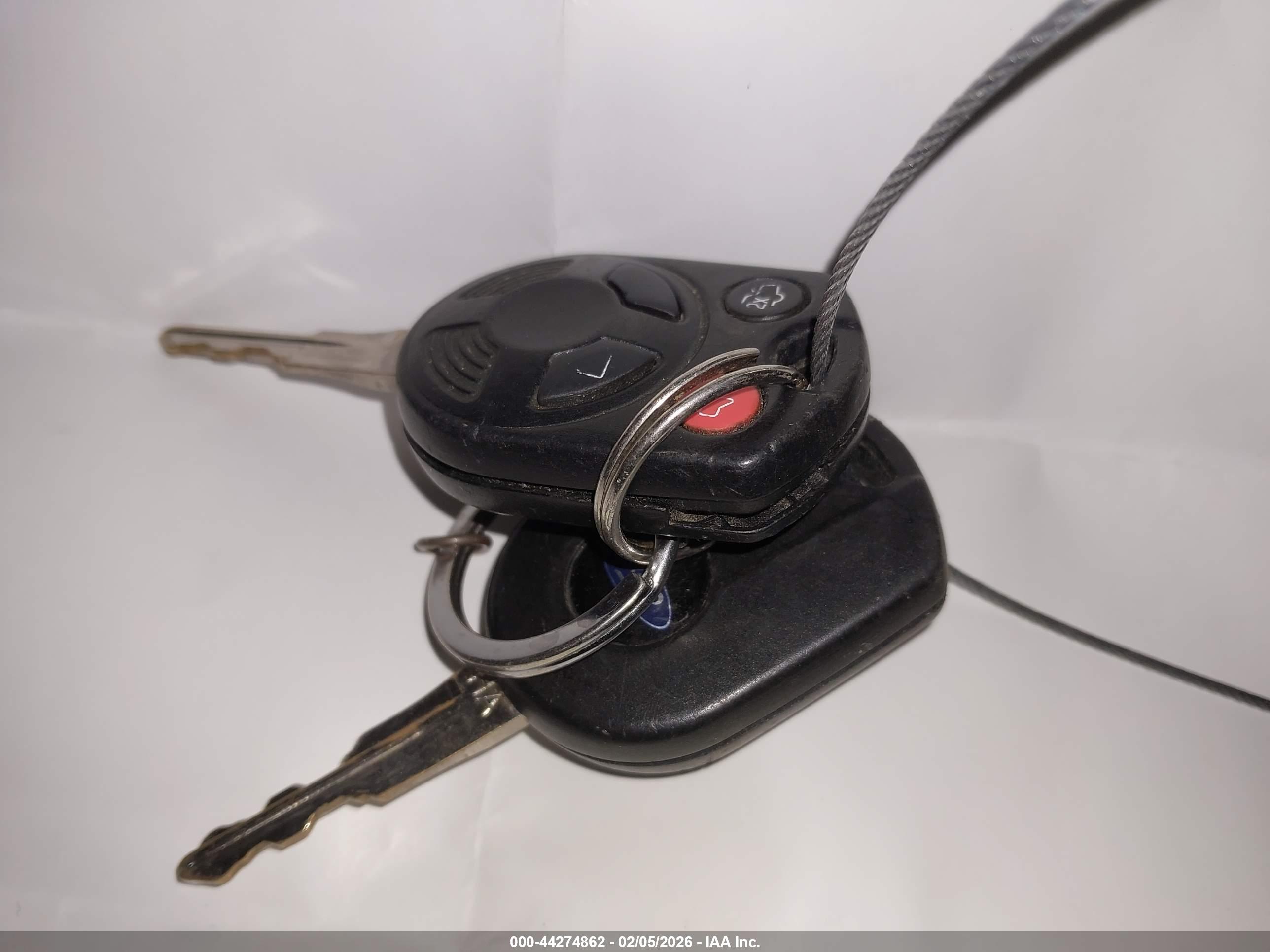 FORD ESCAPE image 11