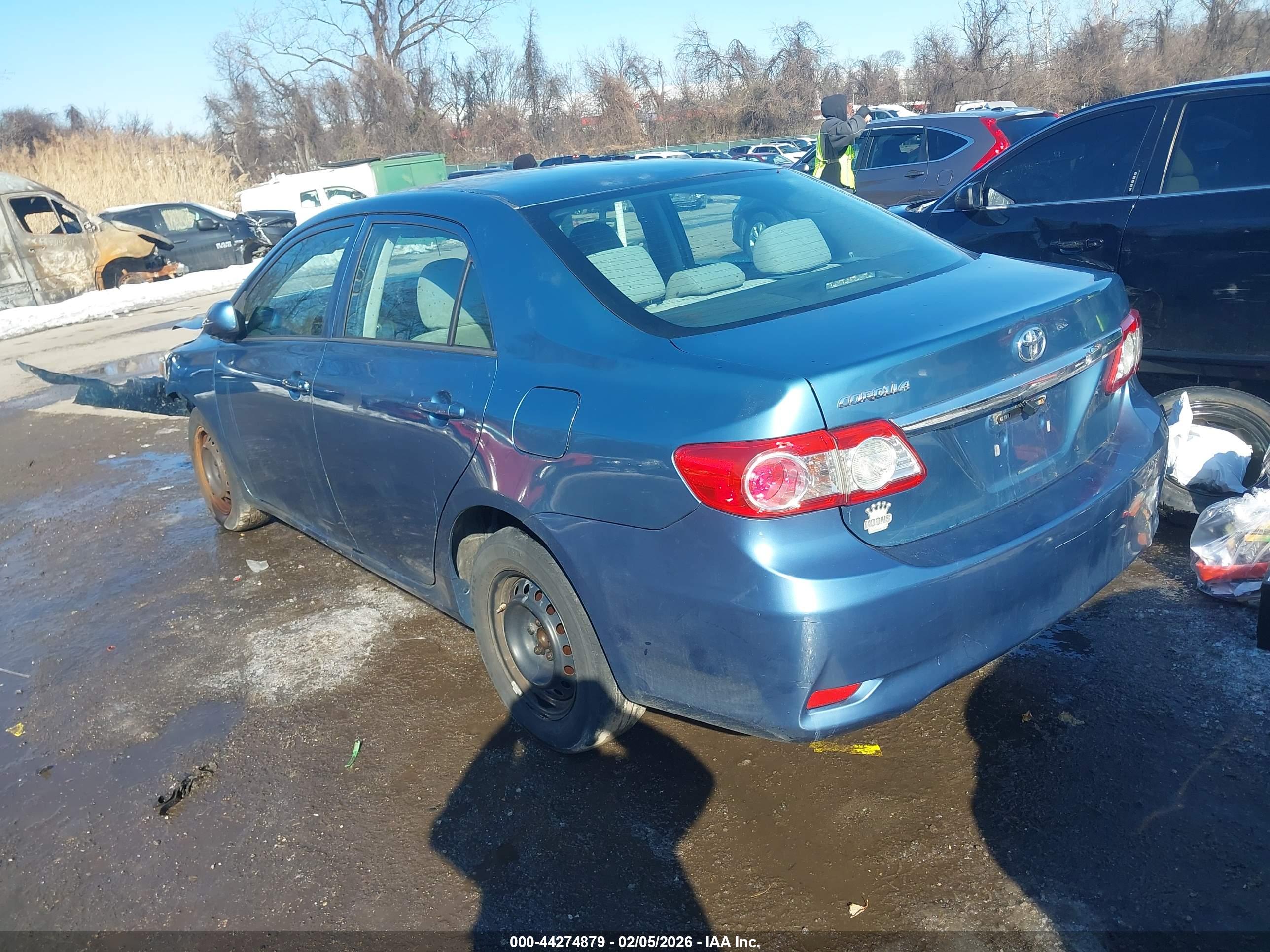 TOYOTA COROLLA image 3