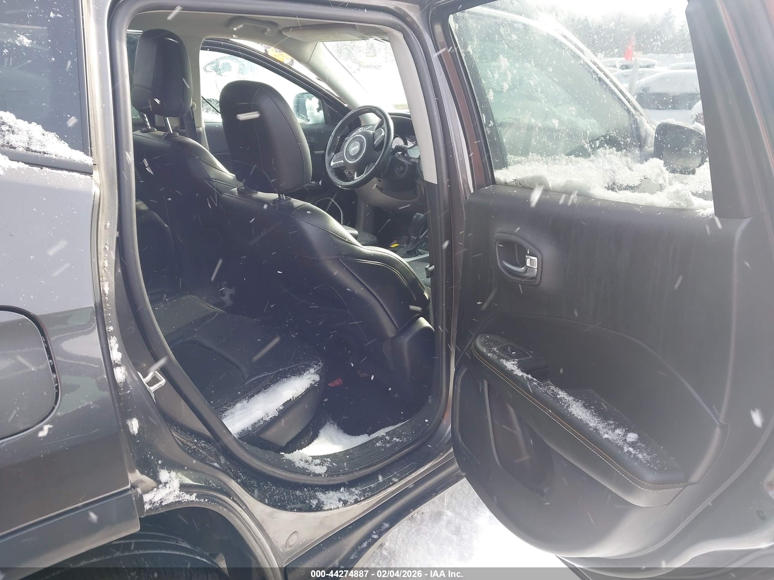 JEEP COMPASS image 8