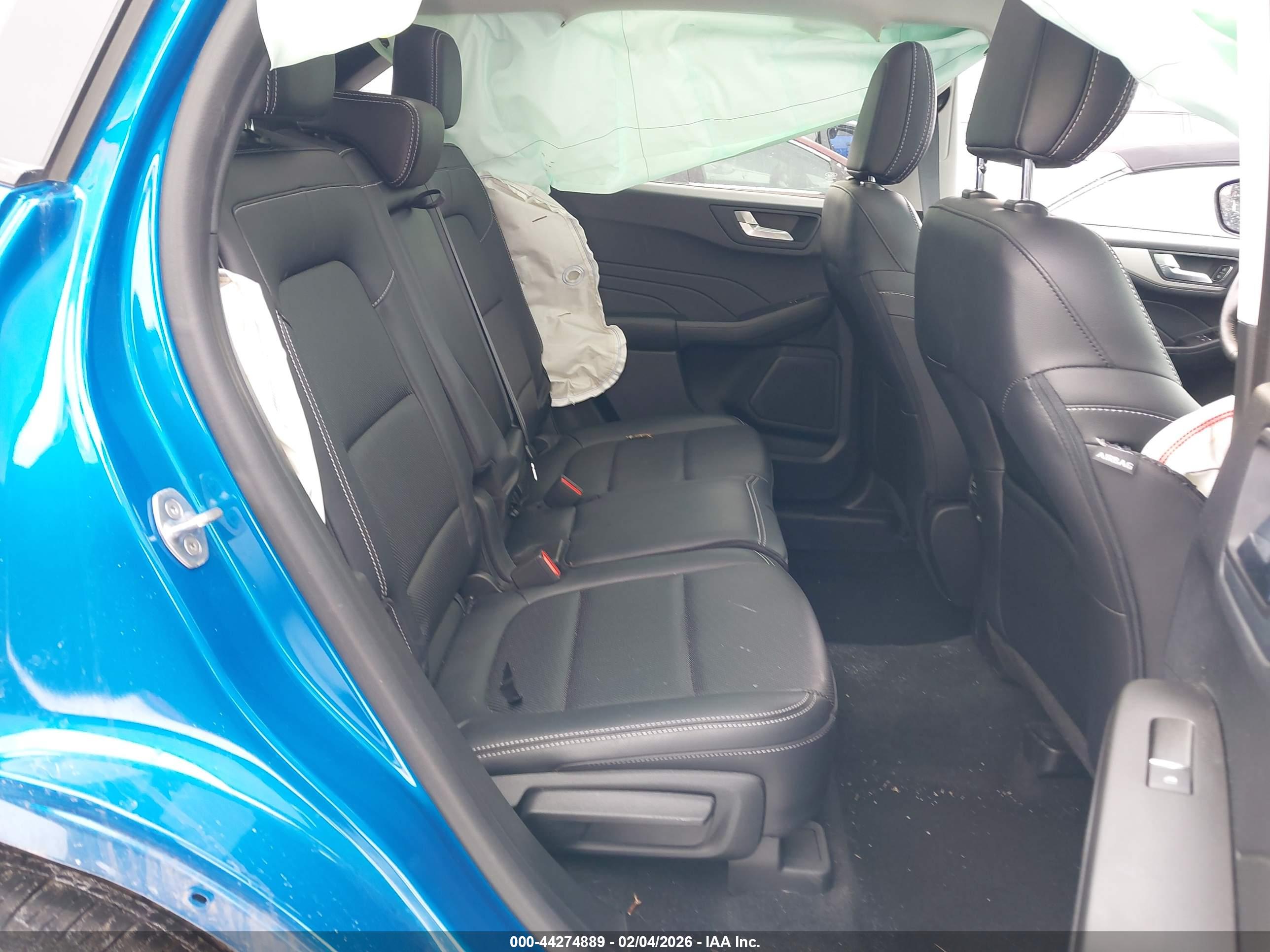 FORD ESCAPE image 8