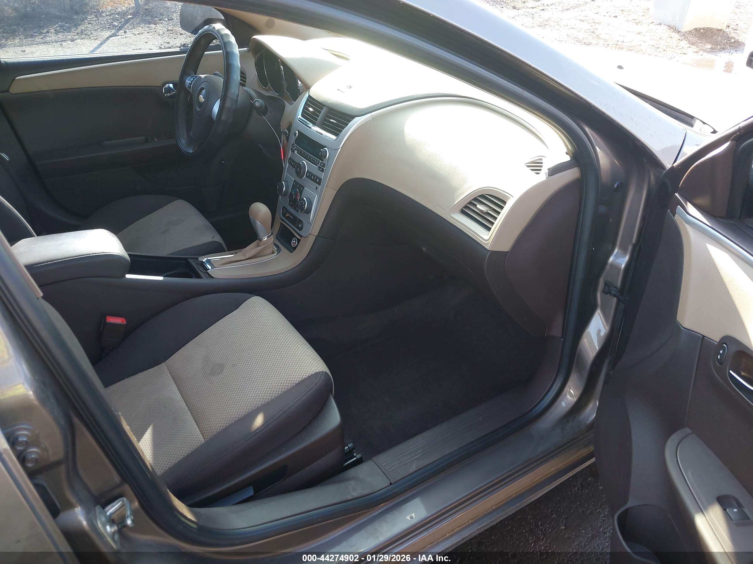 CHEVROLET MALIBU image 5