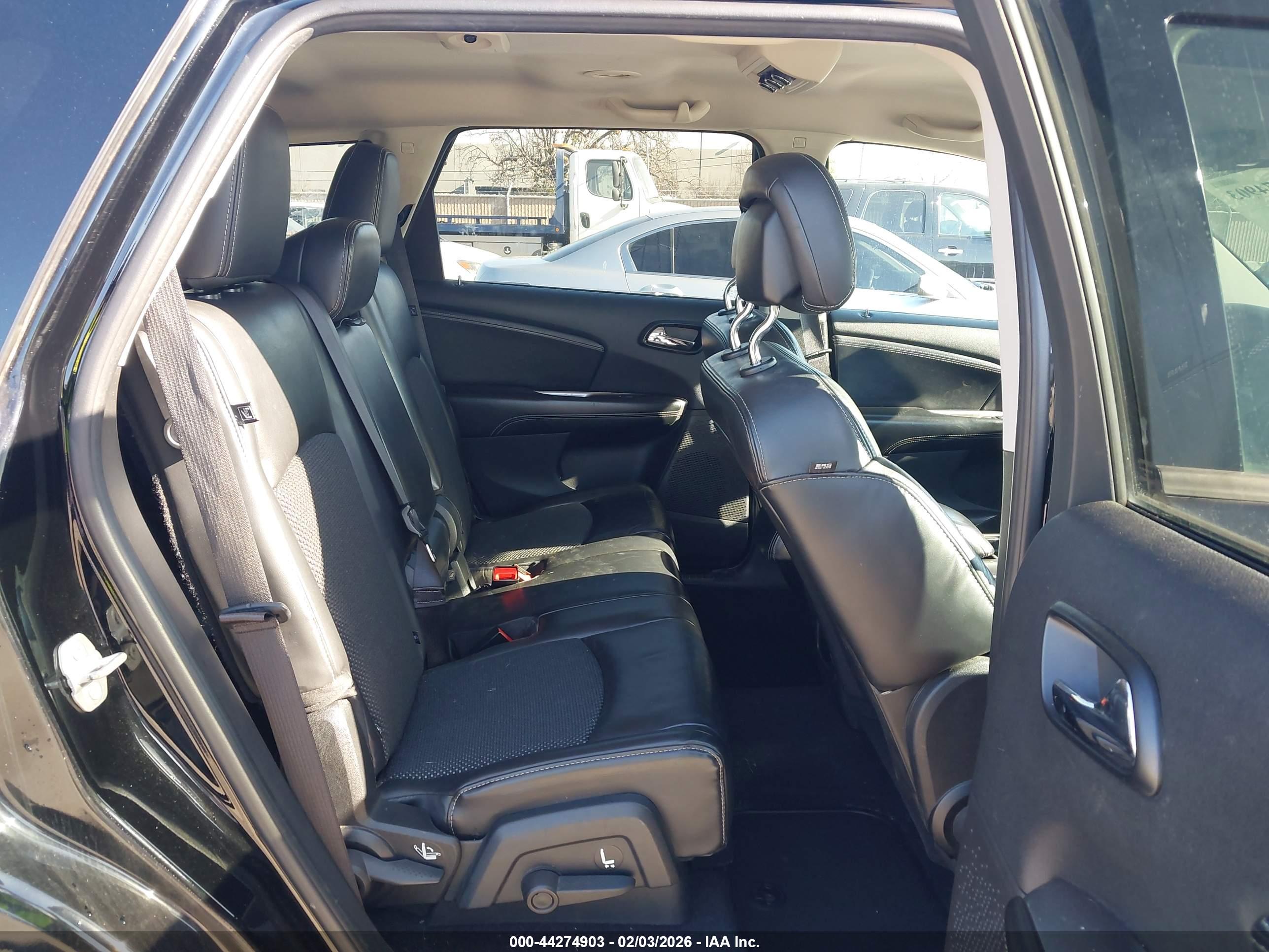 DODGE JOURNEY image 8