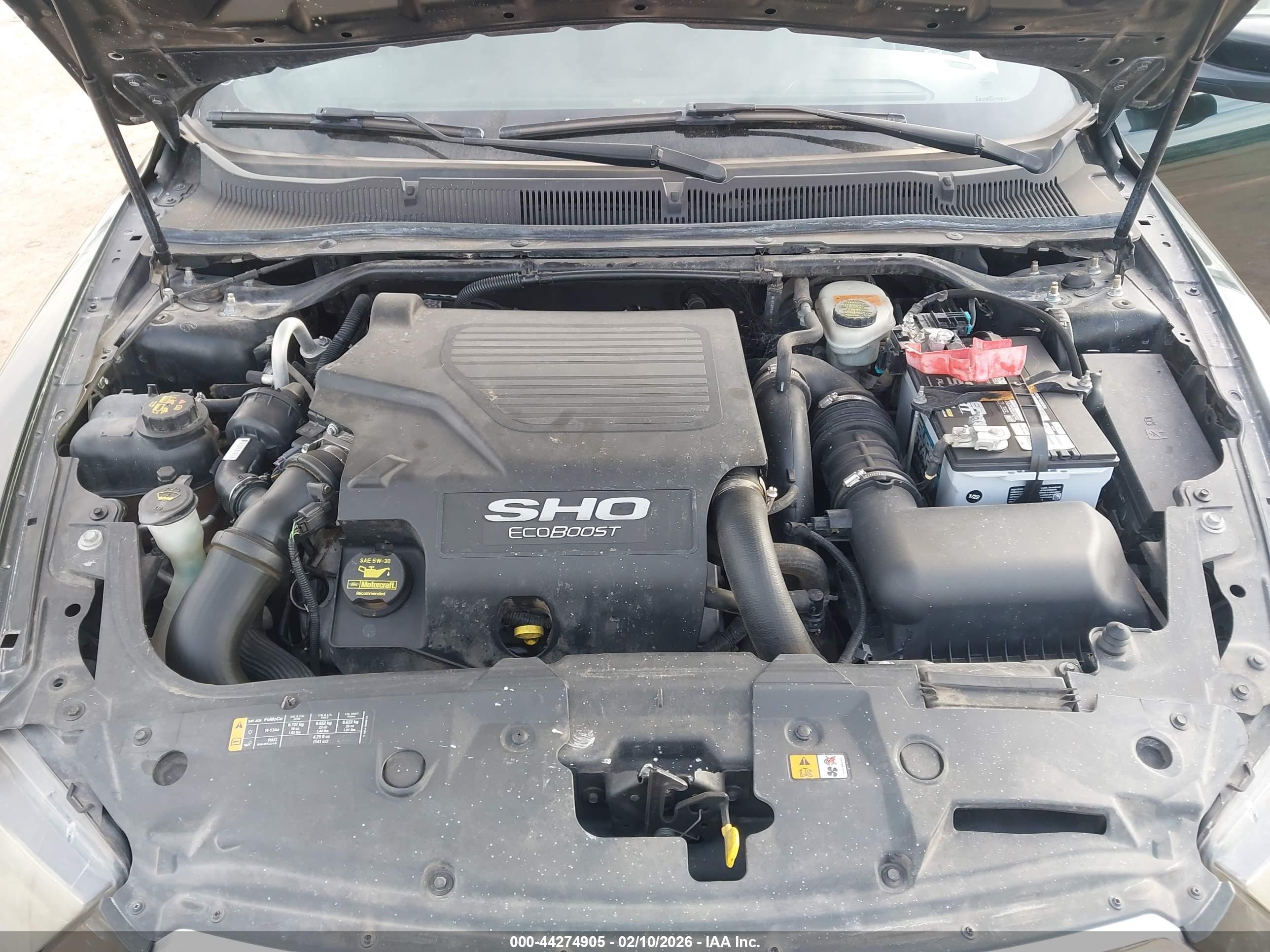 FORD TAURUS image 10