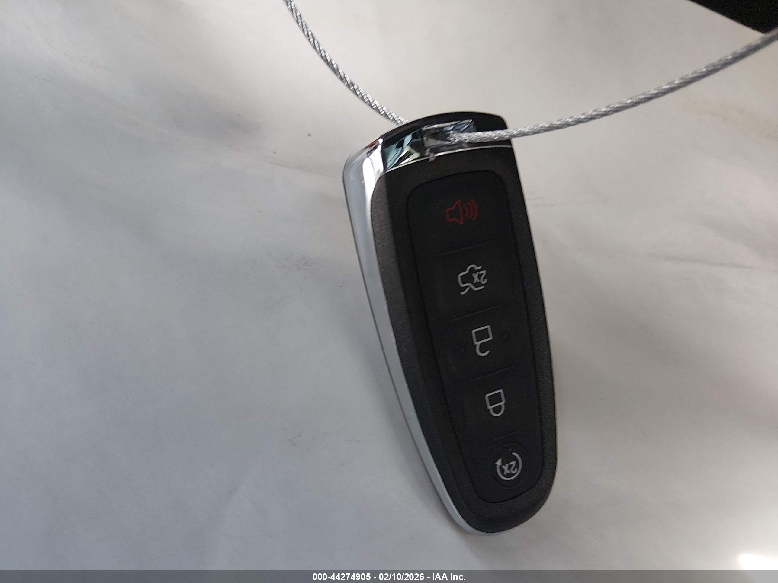 FORD TAURUS image 11
