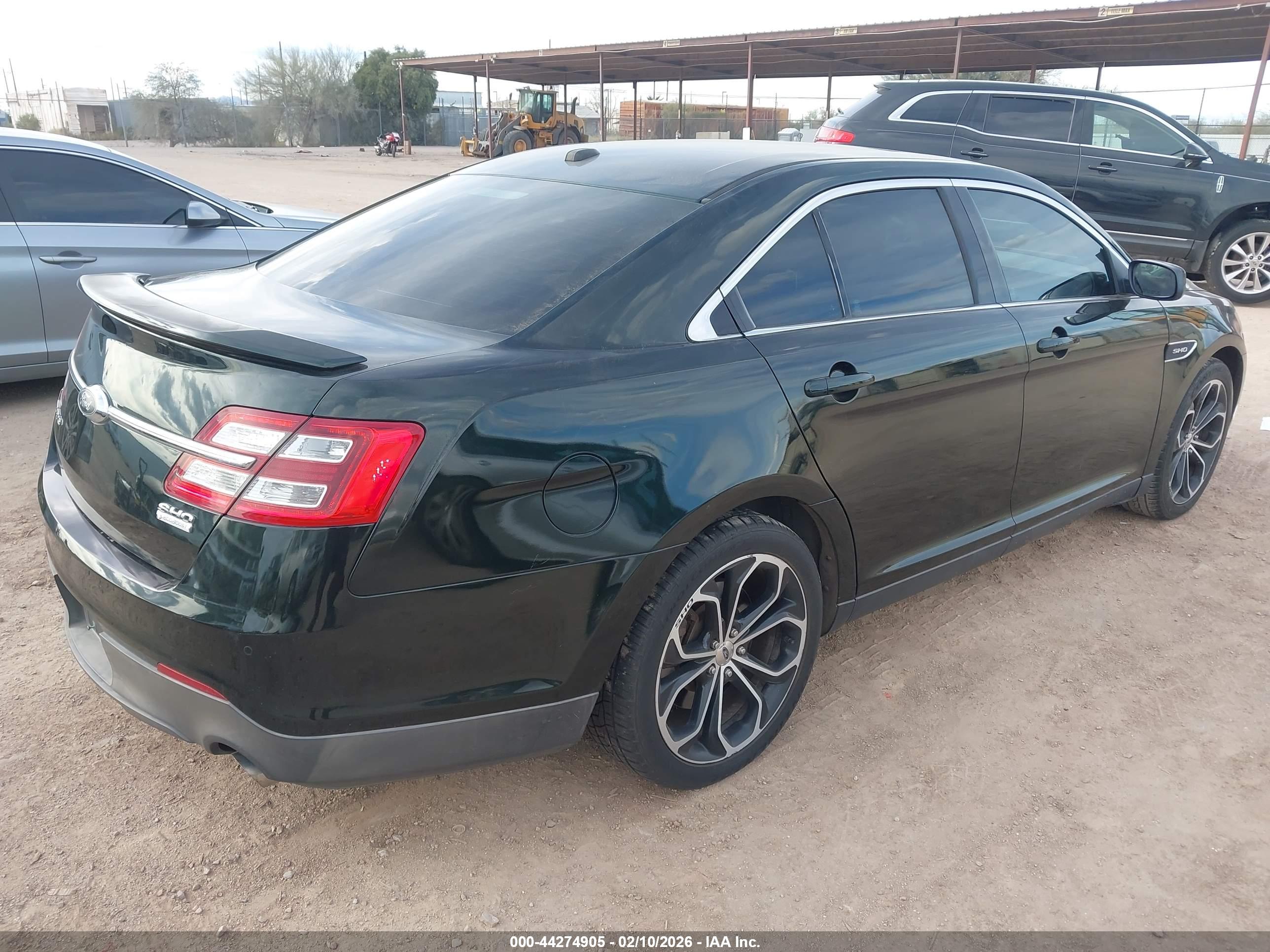 FORD TAURUS image 4