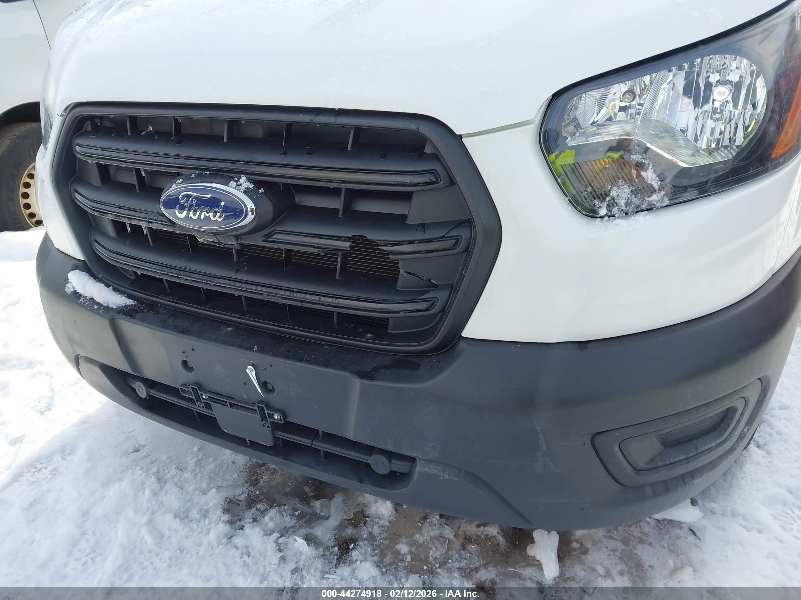 FORD TRANSIT-250 image 6