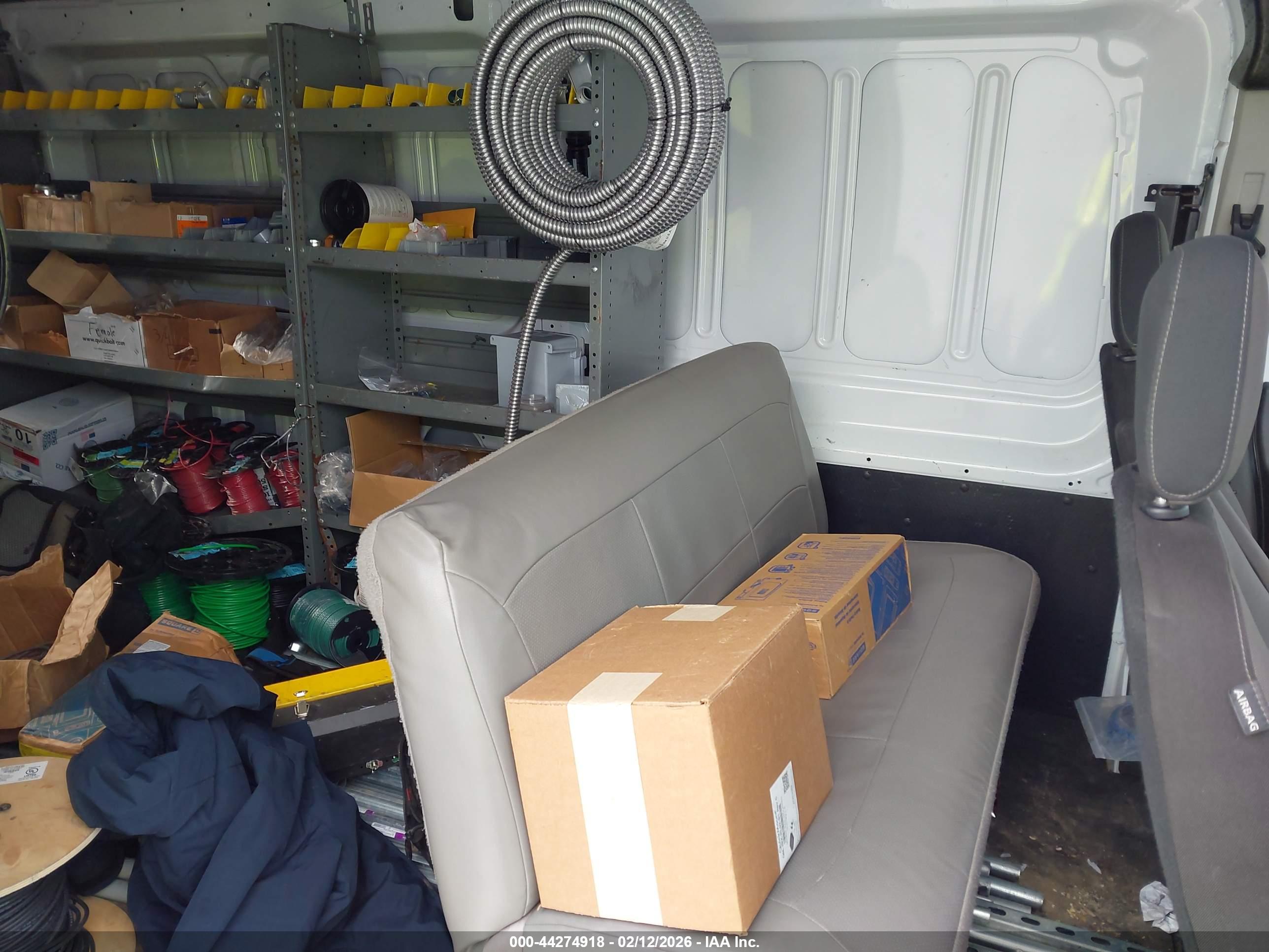 FORD TRANSIT-250 image 8