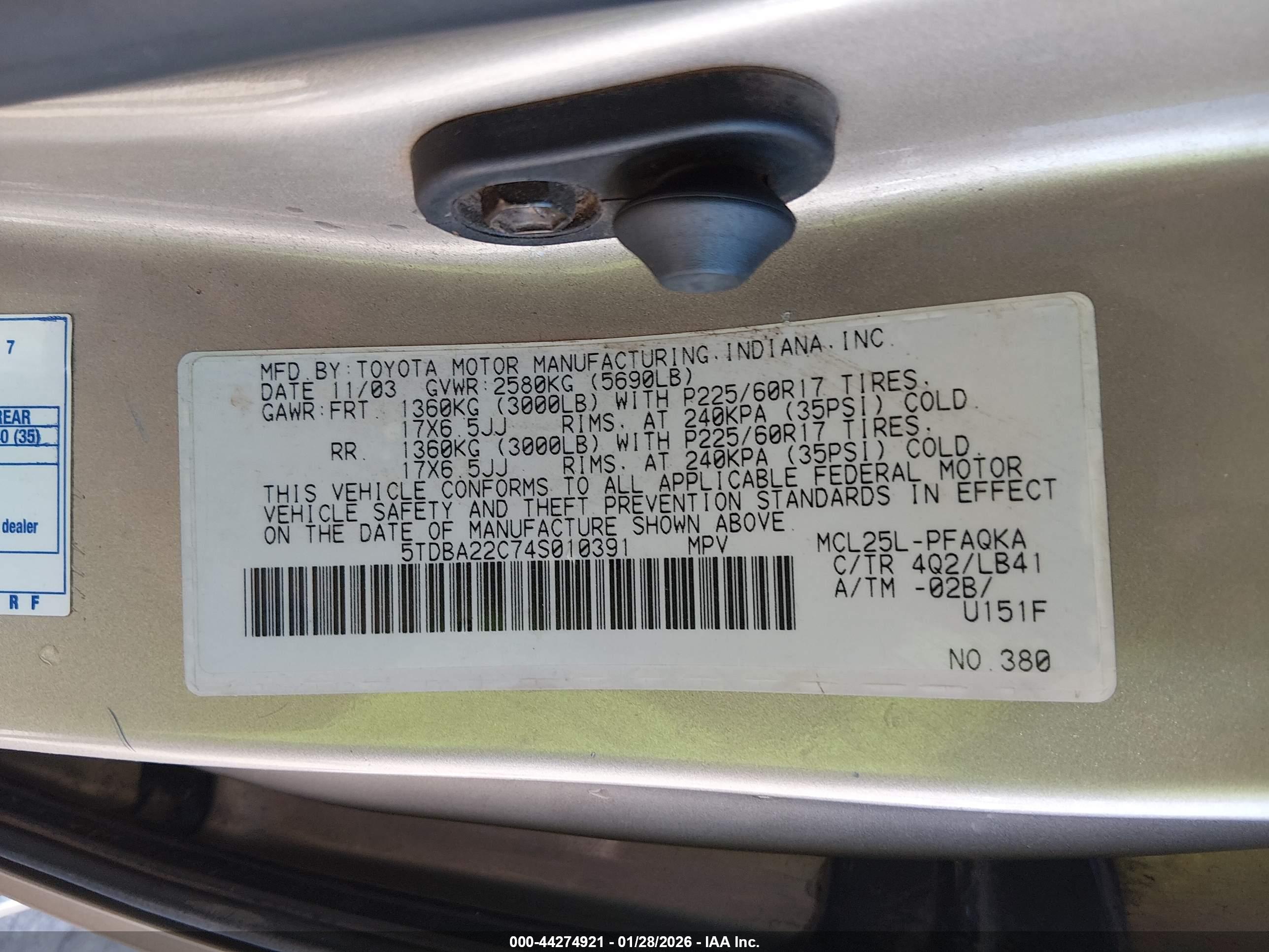 TOYOTA SIENNA image 9