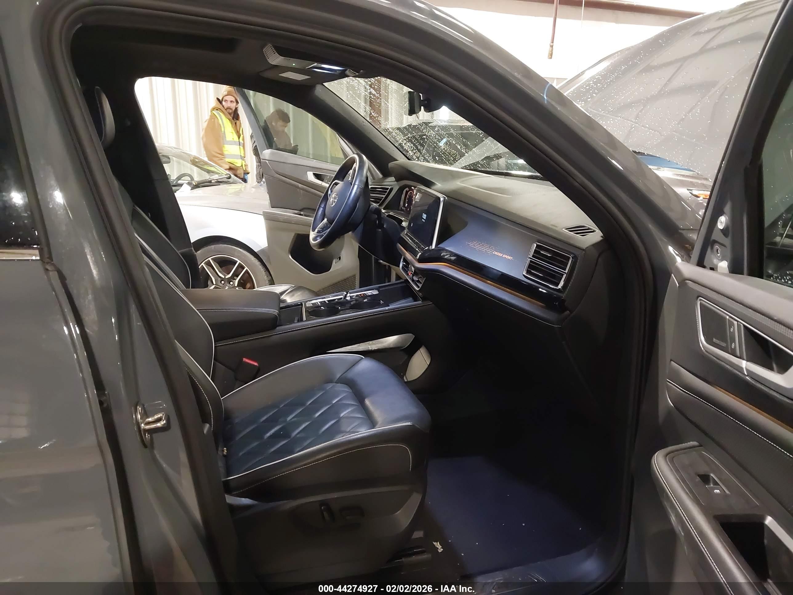 VOLKSWAGEN ATLAS image 5