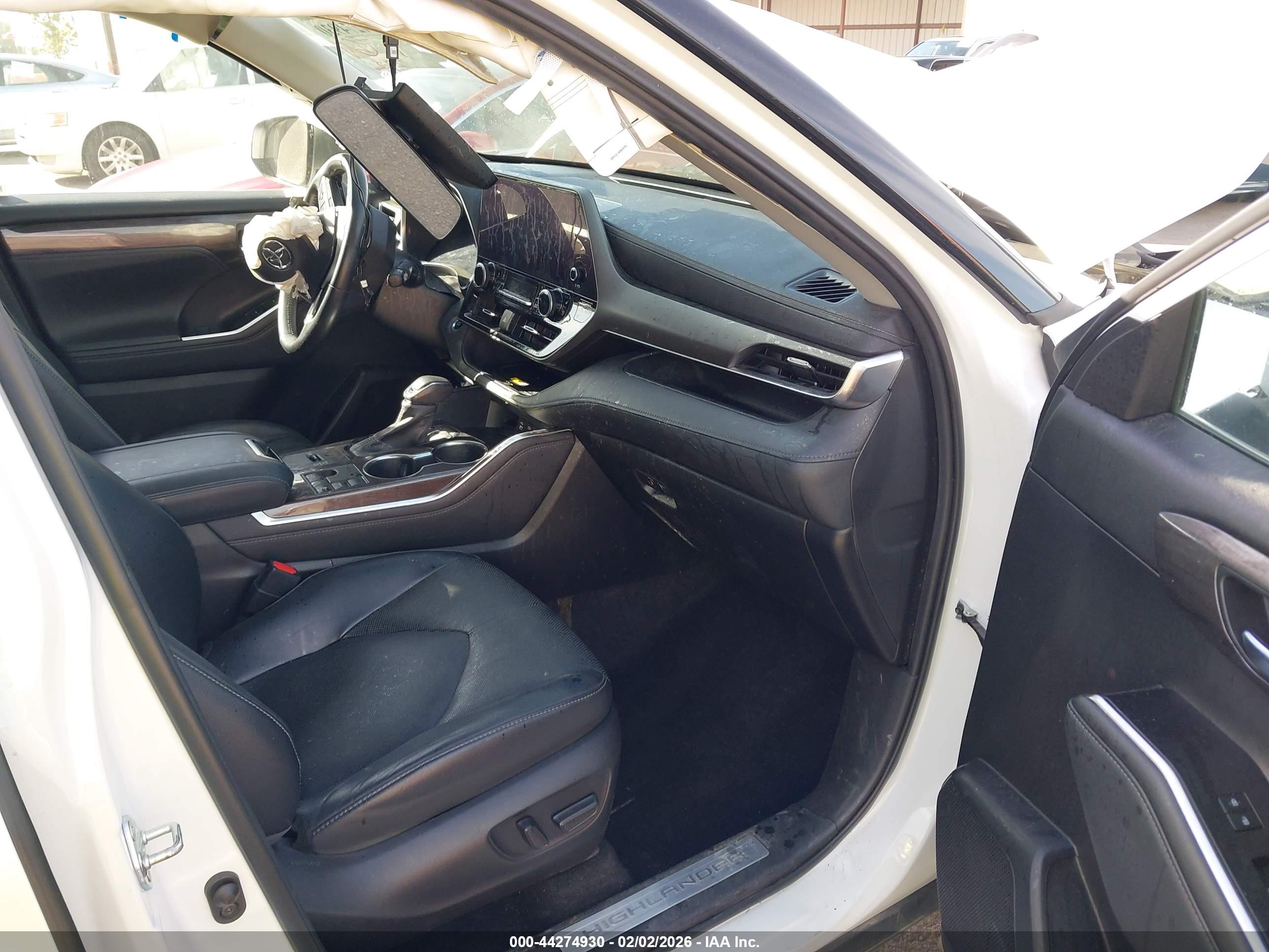 TOYOTA HIGHLANDER image 5