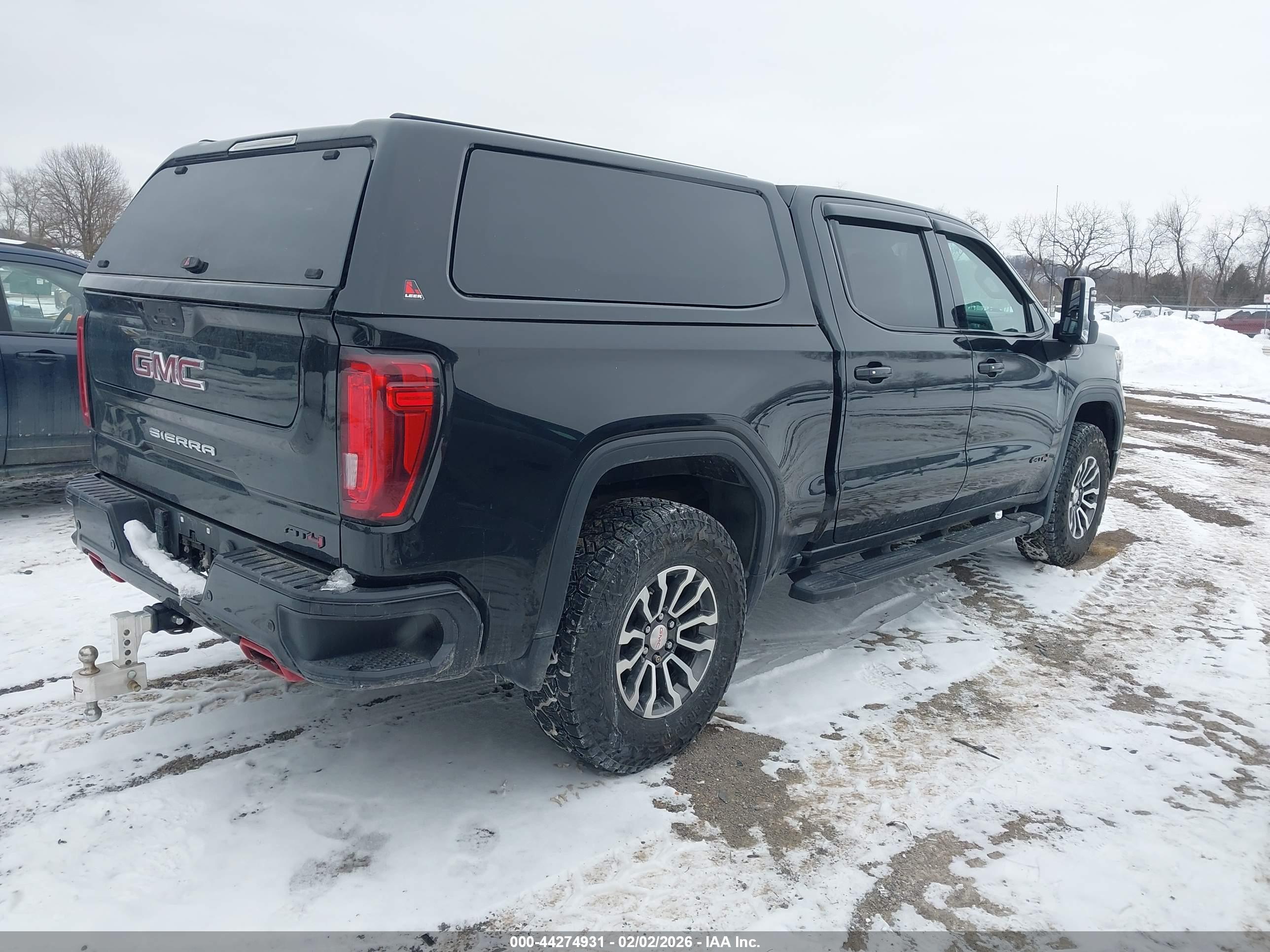 GMC SIERRA image 4