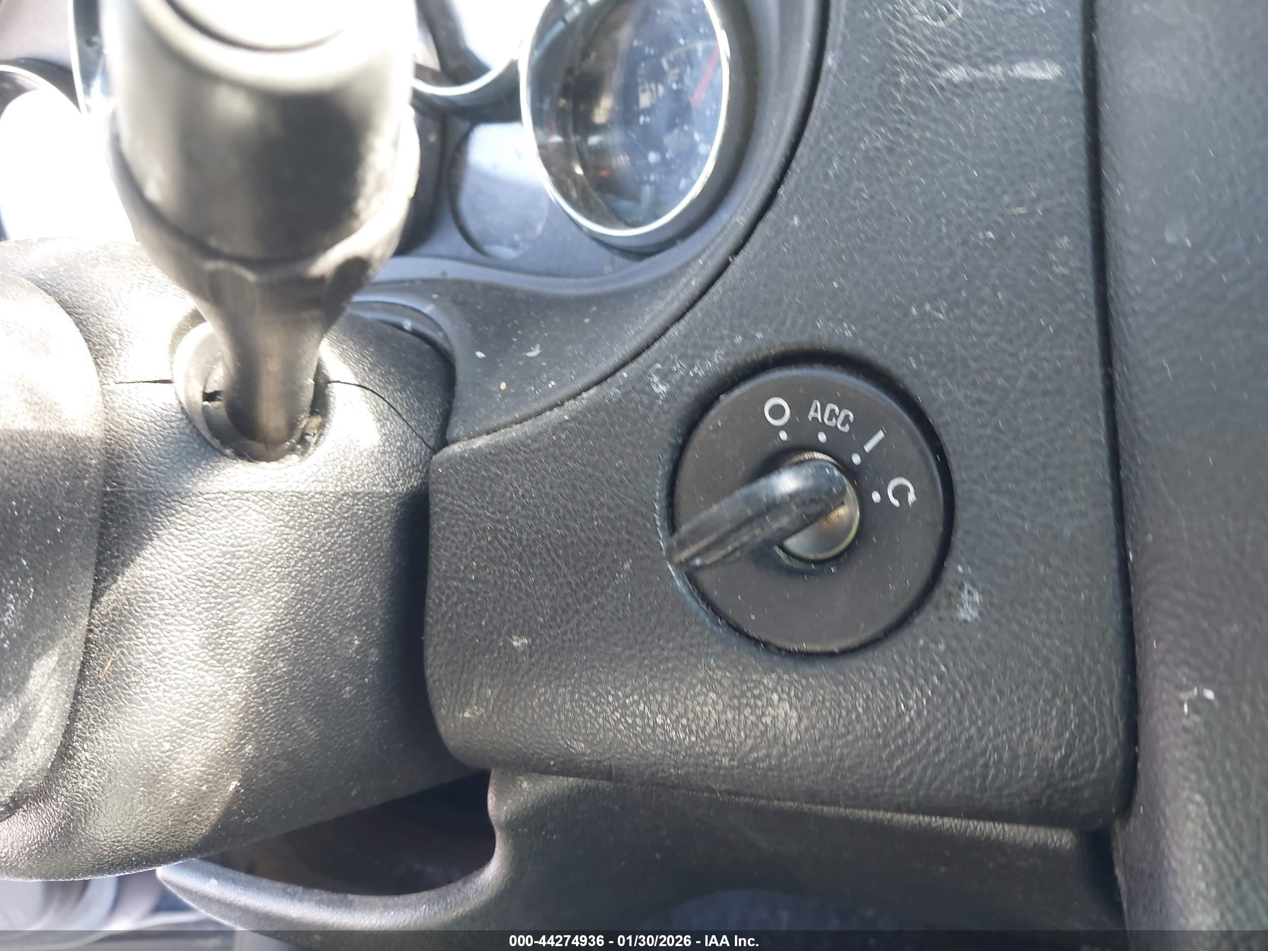 PONTIAC G6 image 11
