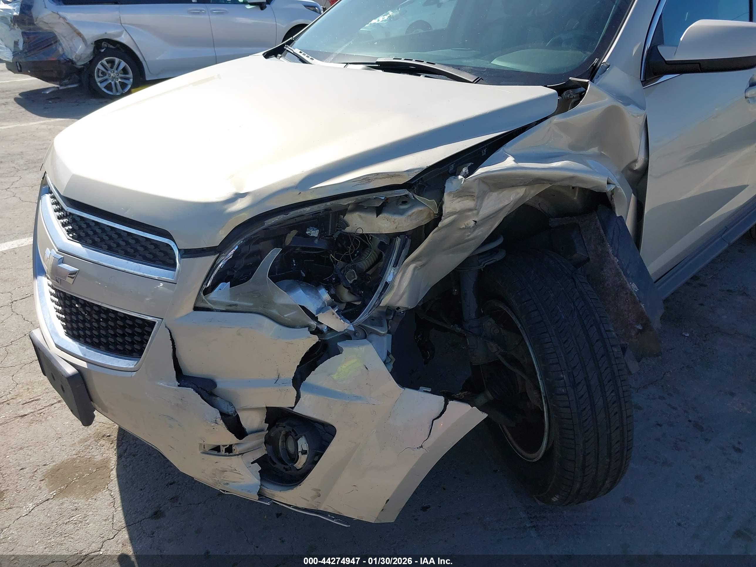 CHEVROLET EQUINOX image 6