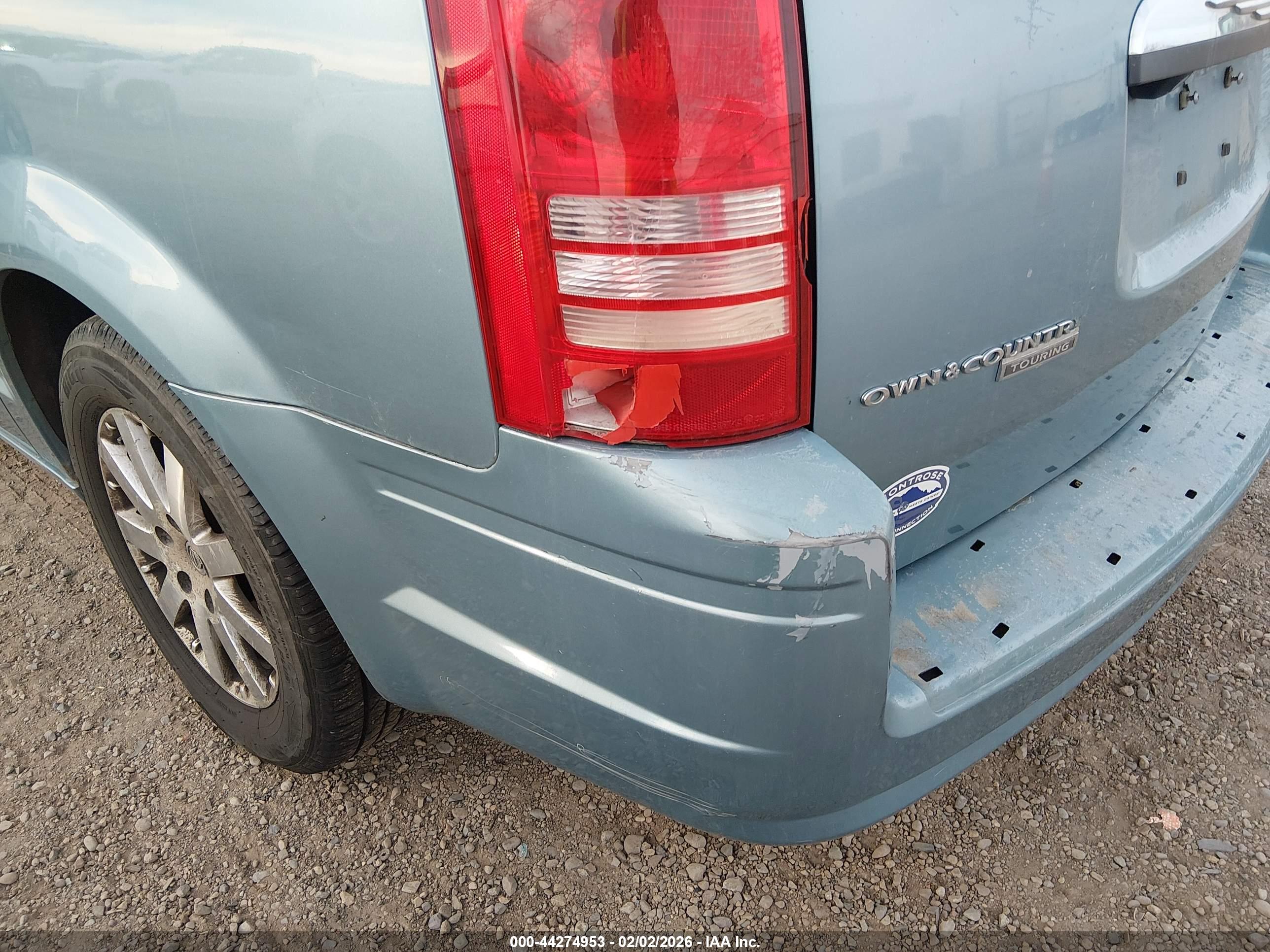 CHRYSLER TOWN image 6