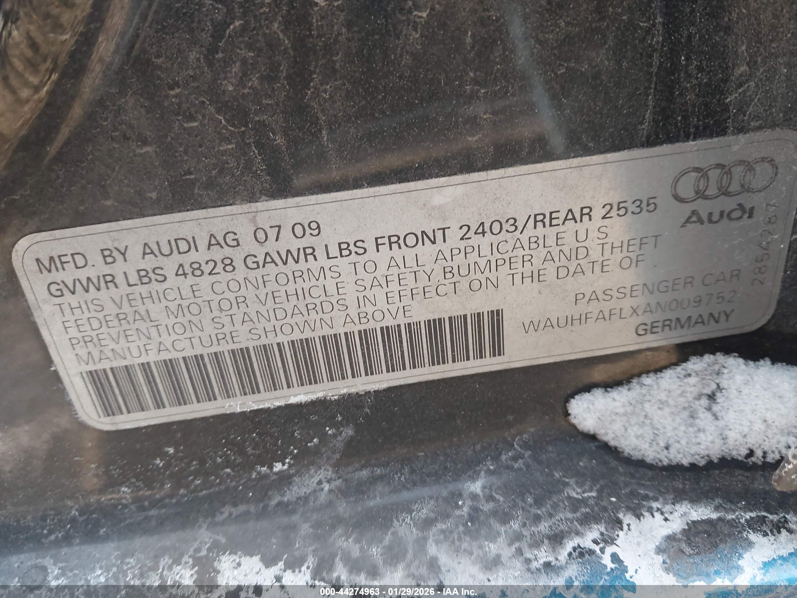 AUDI A4 image 9