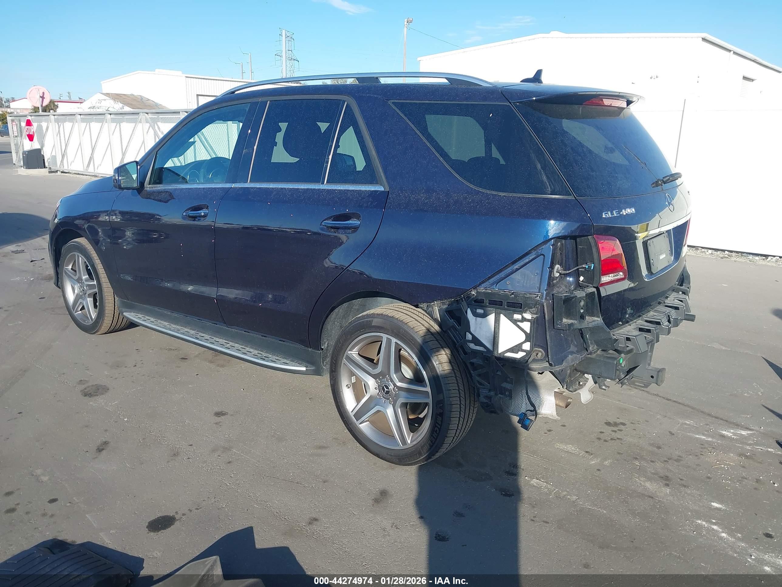 MERCEDES-BENZ GLE image 3