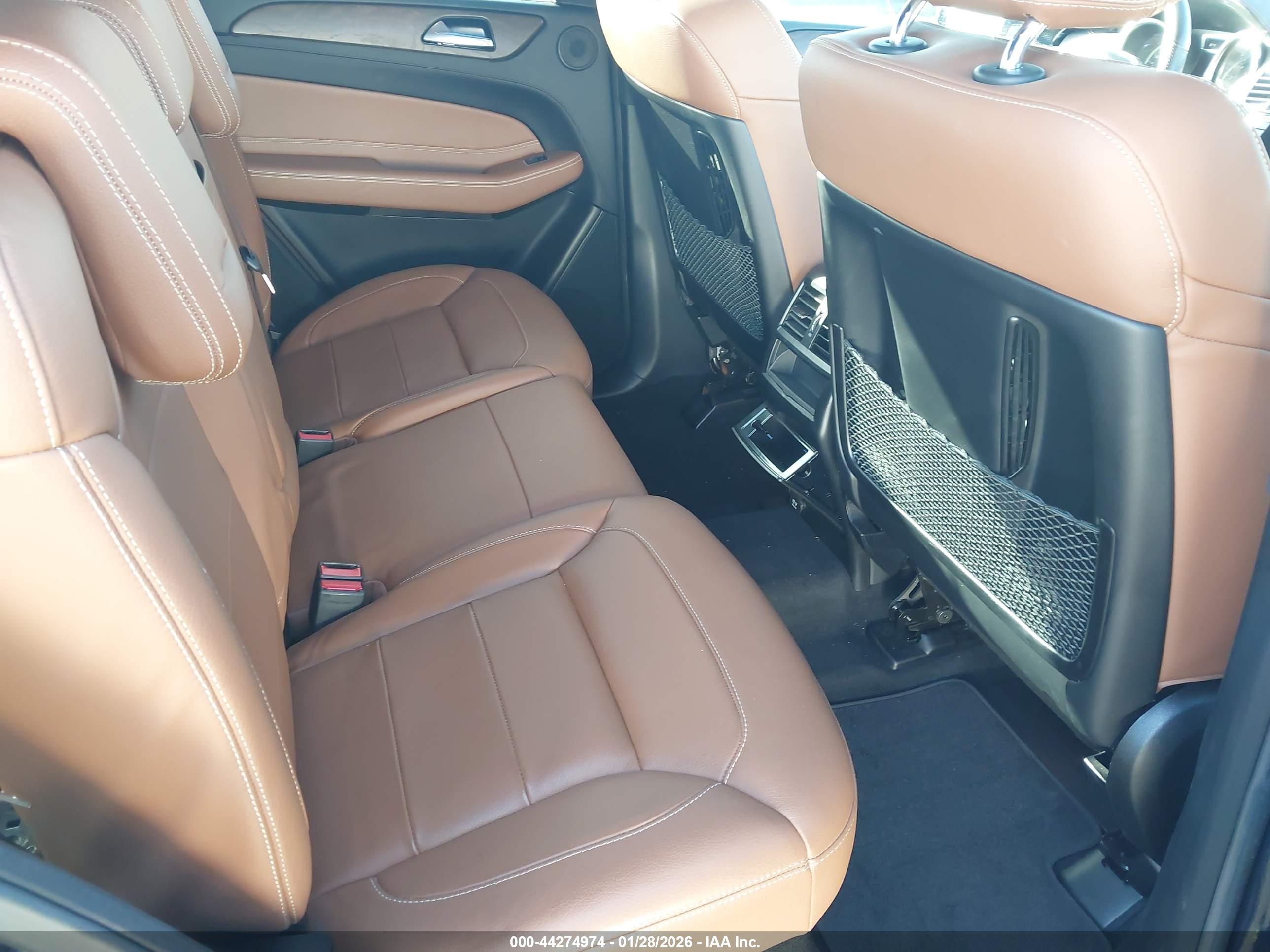 MERCEDES-BENZ GLE image 8