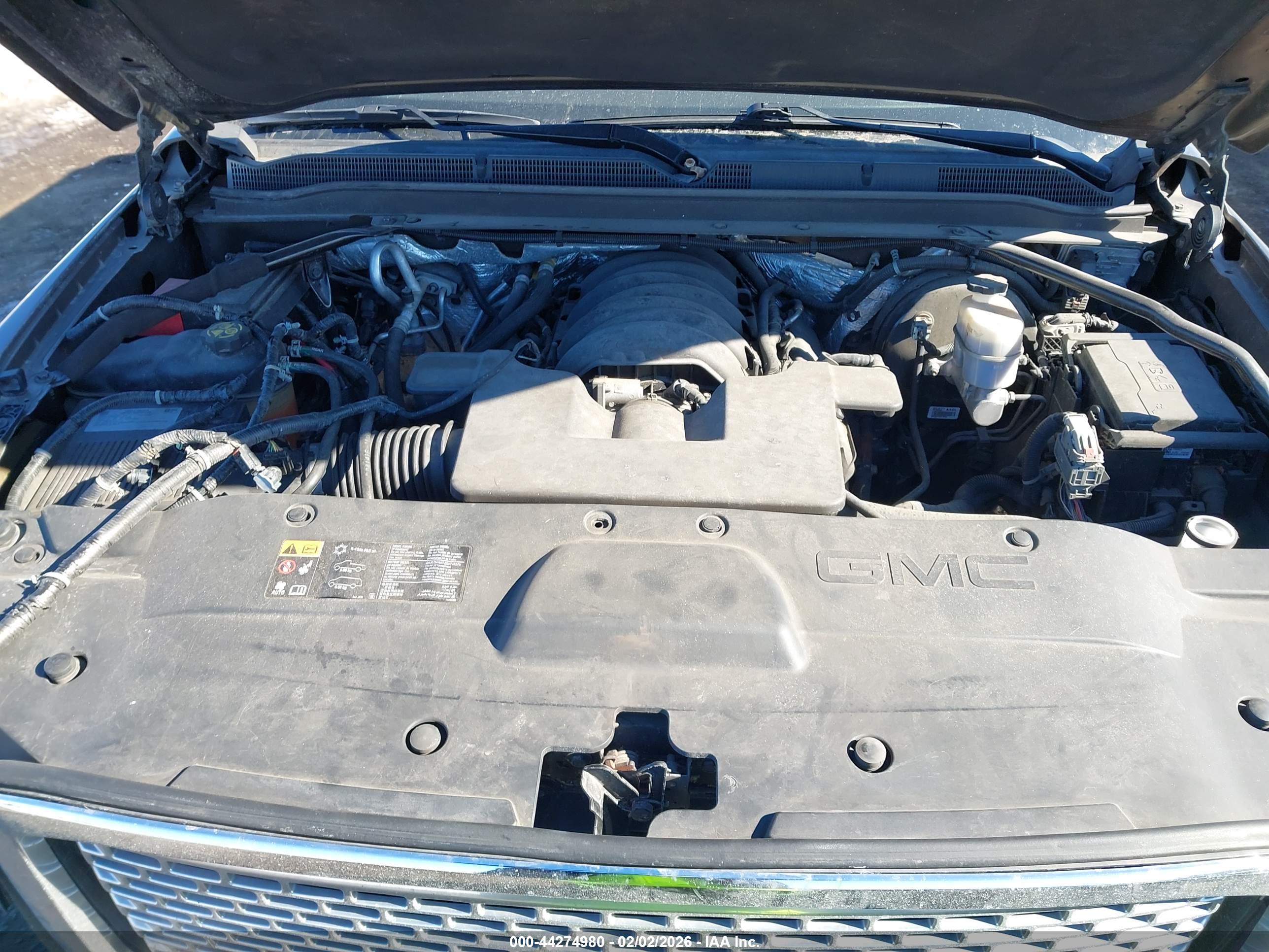 GMC YUKON image 10