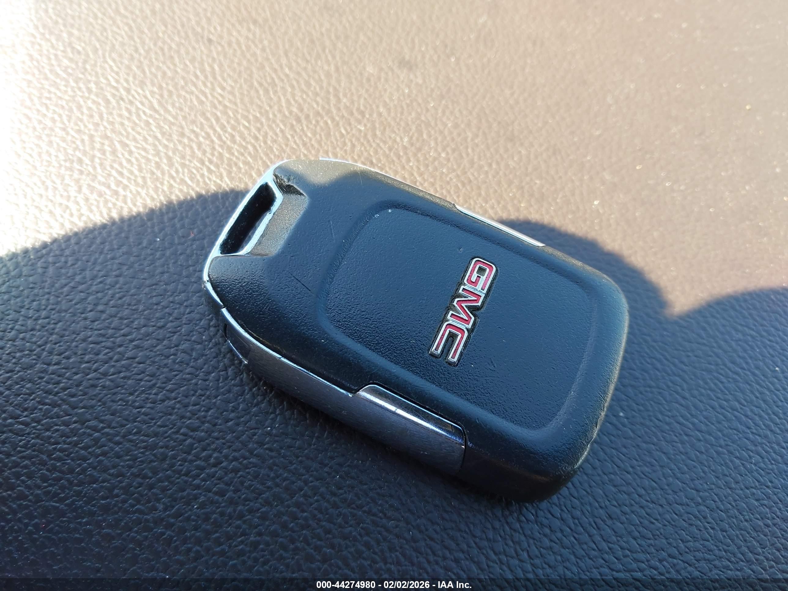 GMC YUKON image 11