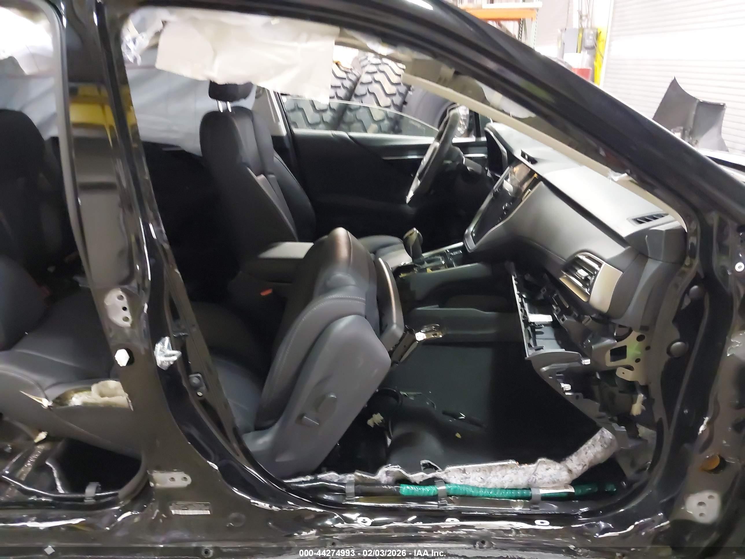 SUBARU OUTBACK image 5