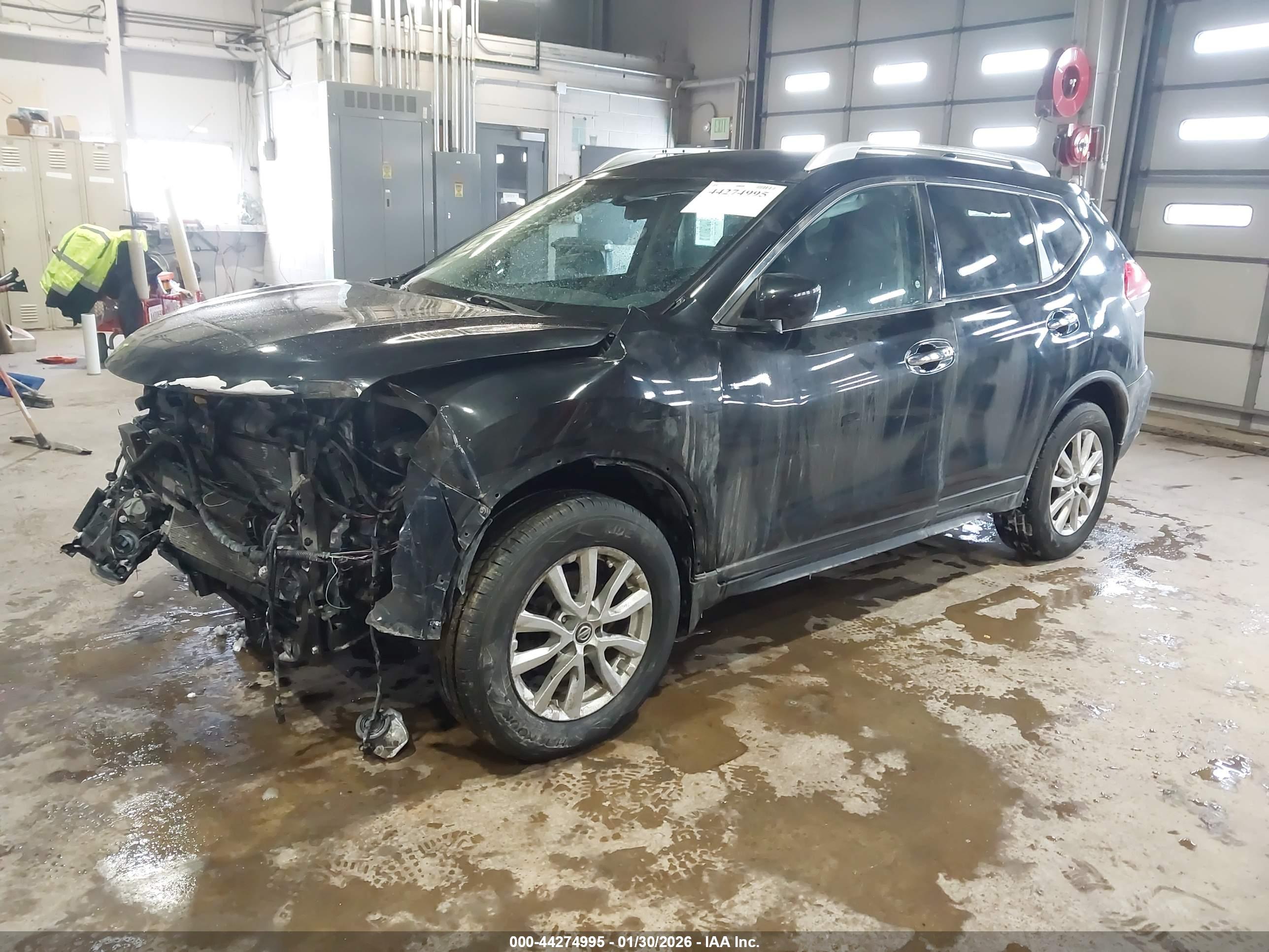 NISSAN ROGUE image 2