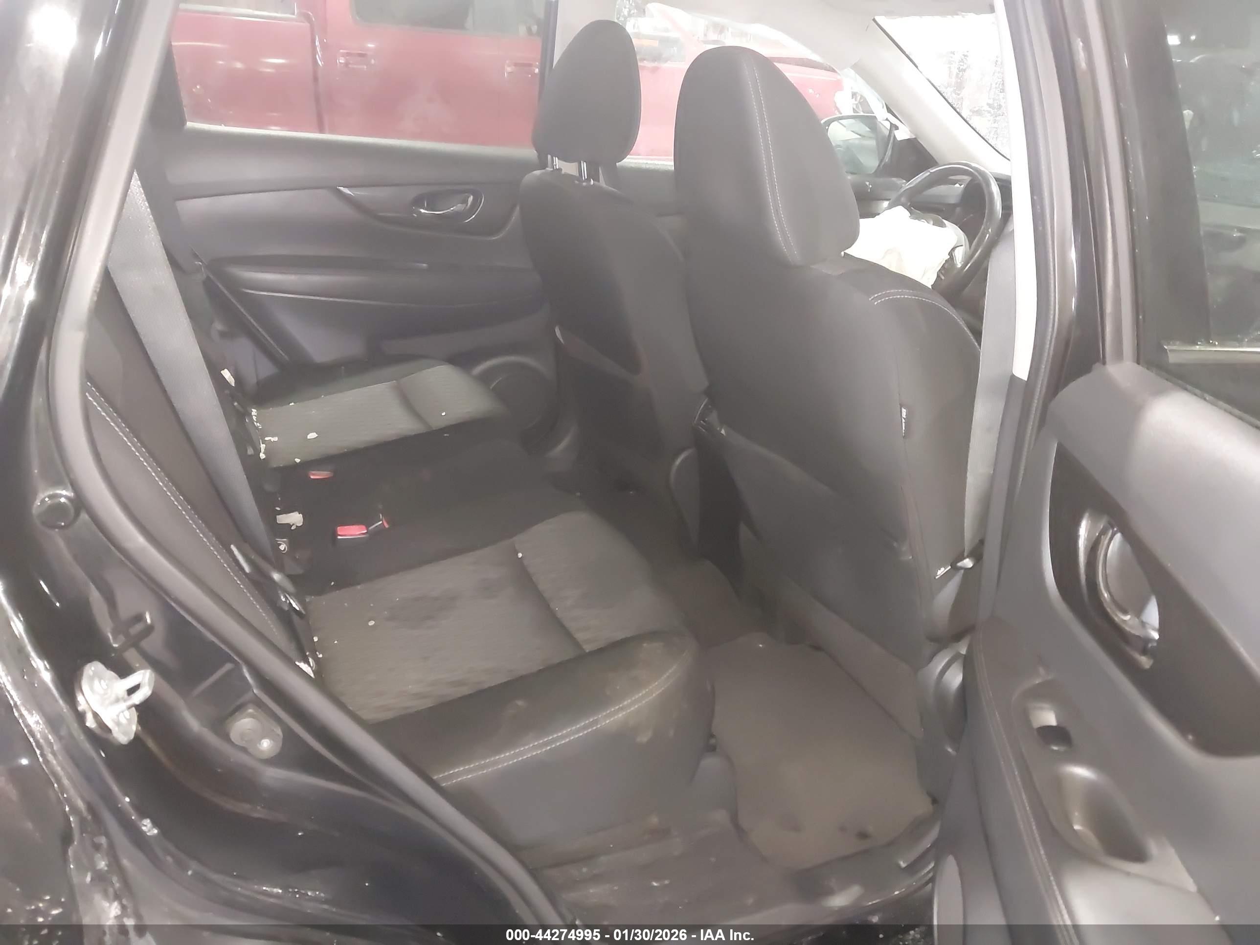 NISSAN ROGUE image 8