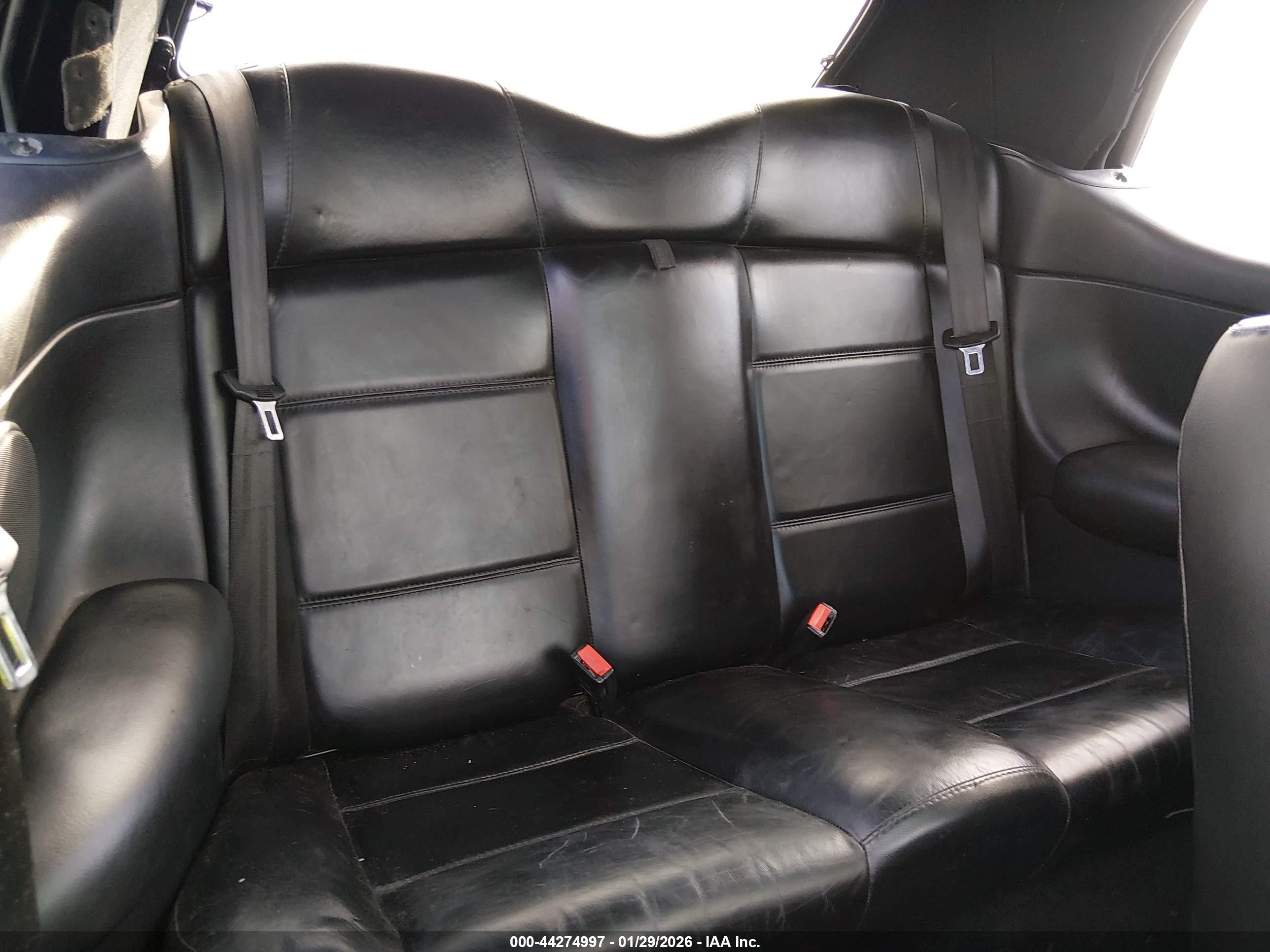 VOLKSWAGEN CABRIO image 8