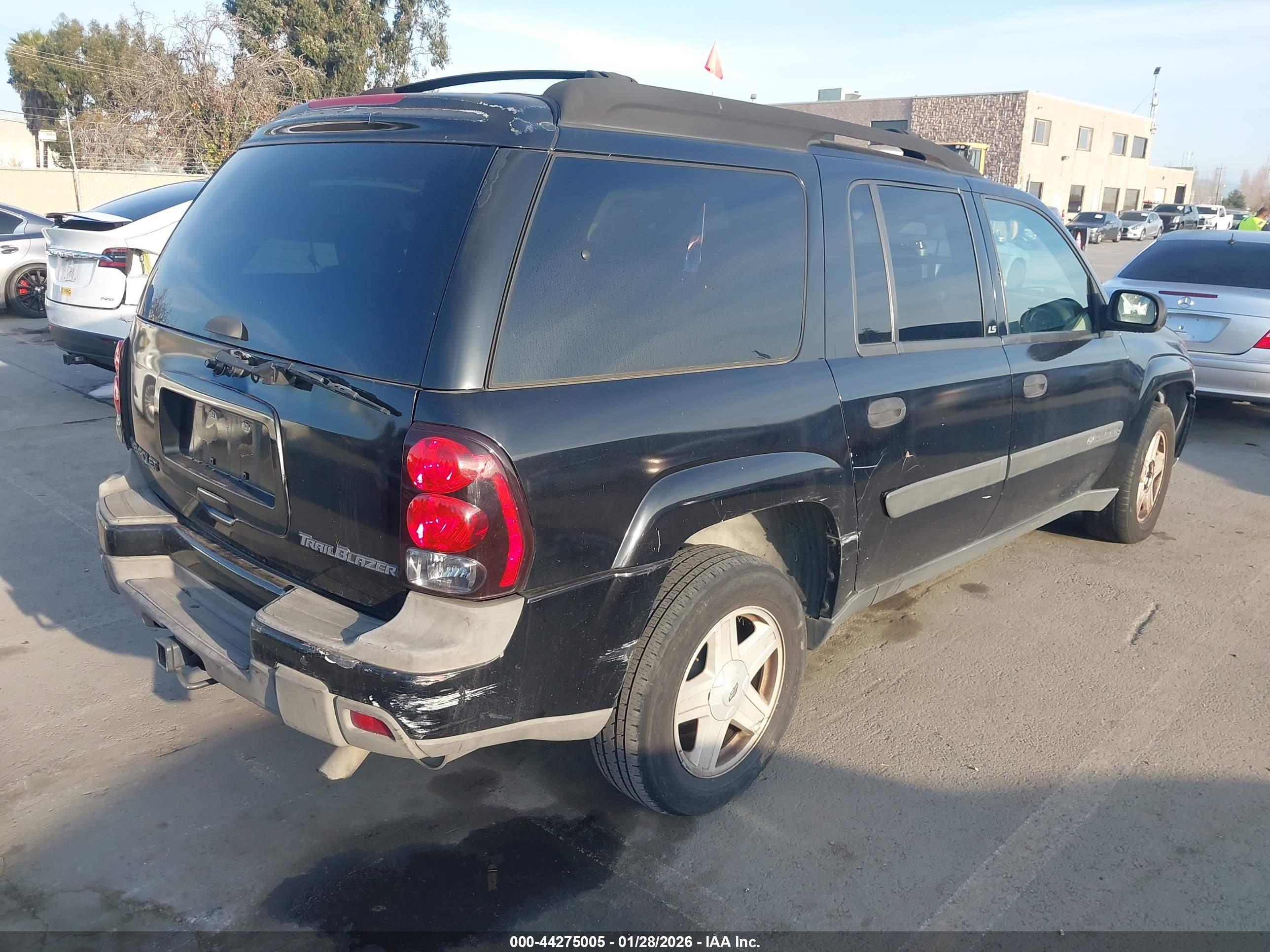 CHEVROLET TRAILBLAZER image 4