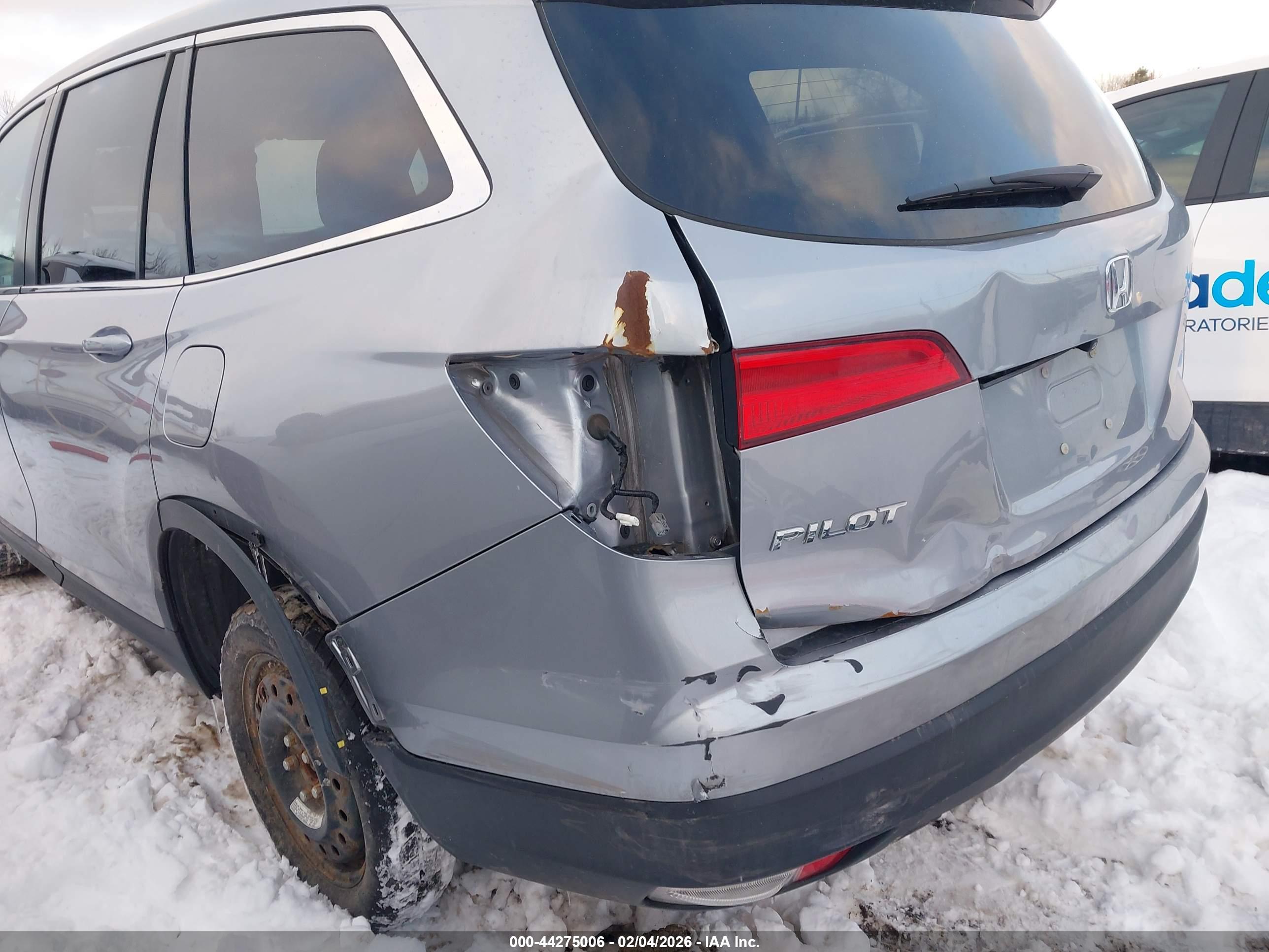 HONDA PILOT image 6